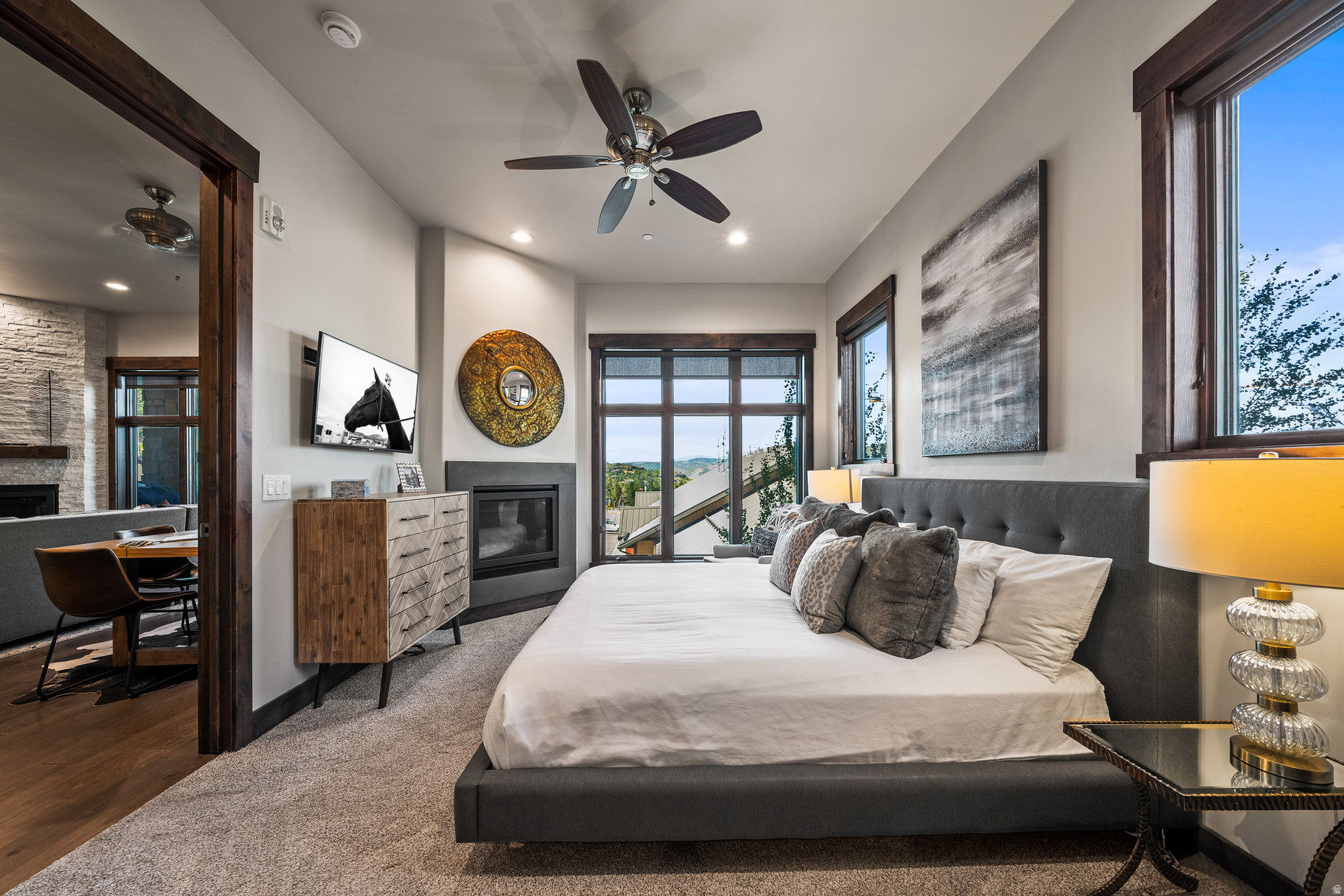 BLACKSTONE RESIDENCE - Residential