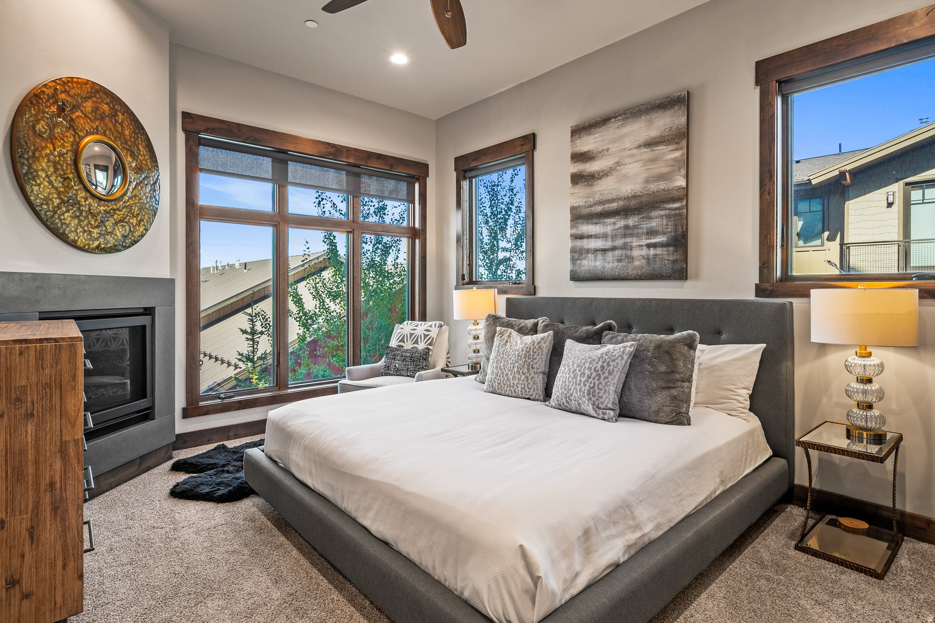 BLACKSTONE RESIDENCE - Residential