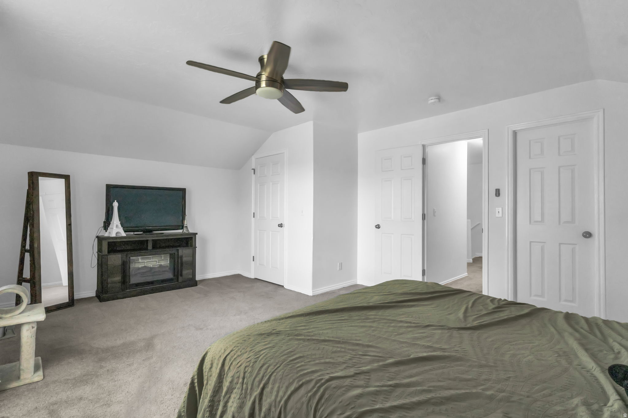 COLONIAL PARK - Residential