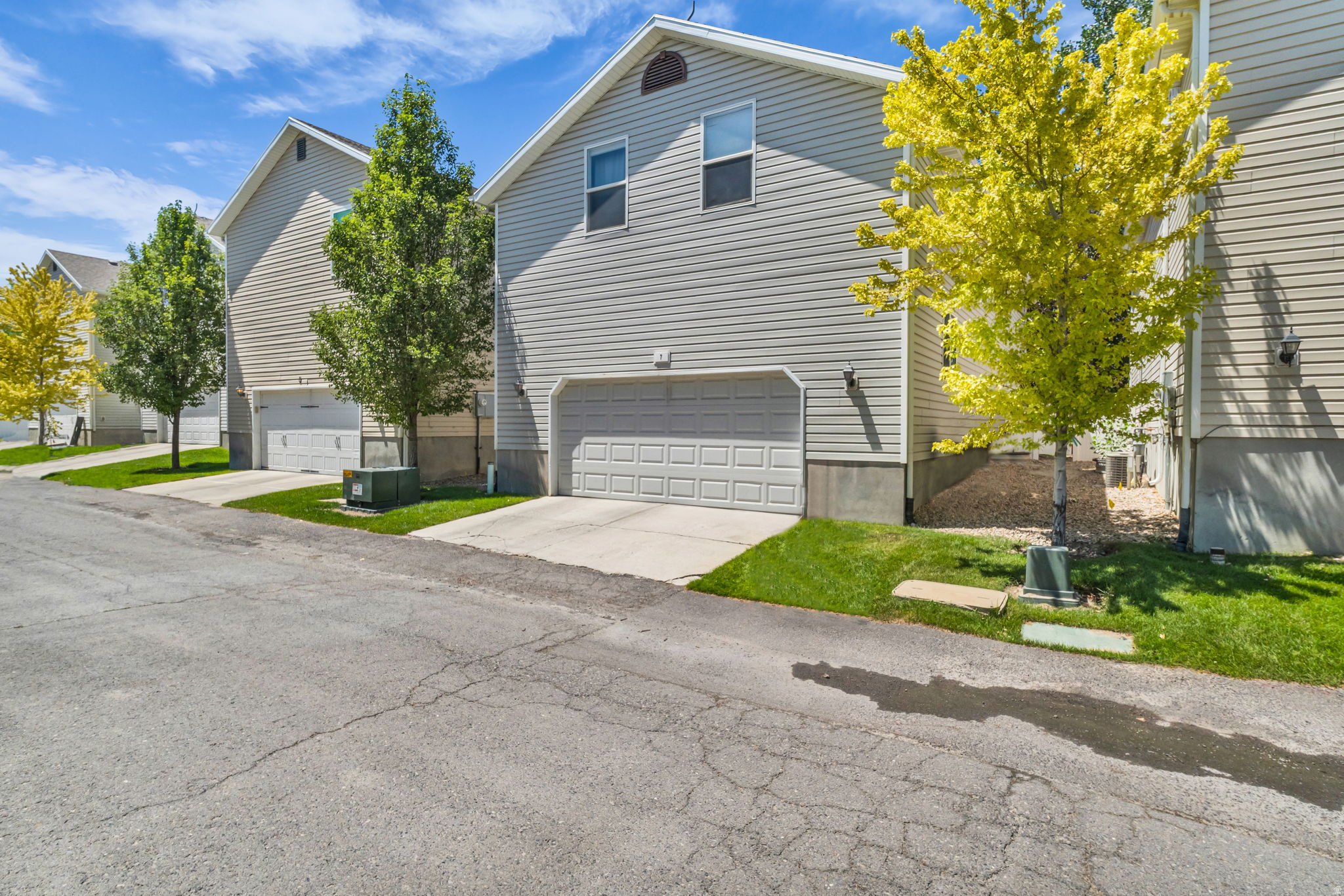 COLONIAL PARK - Residential