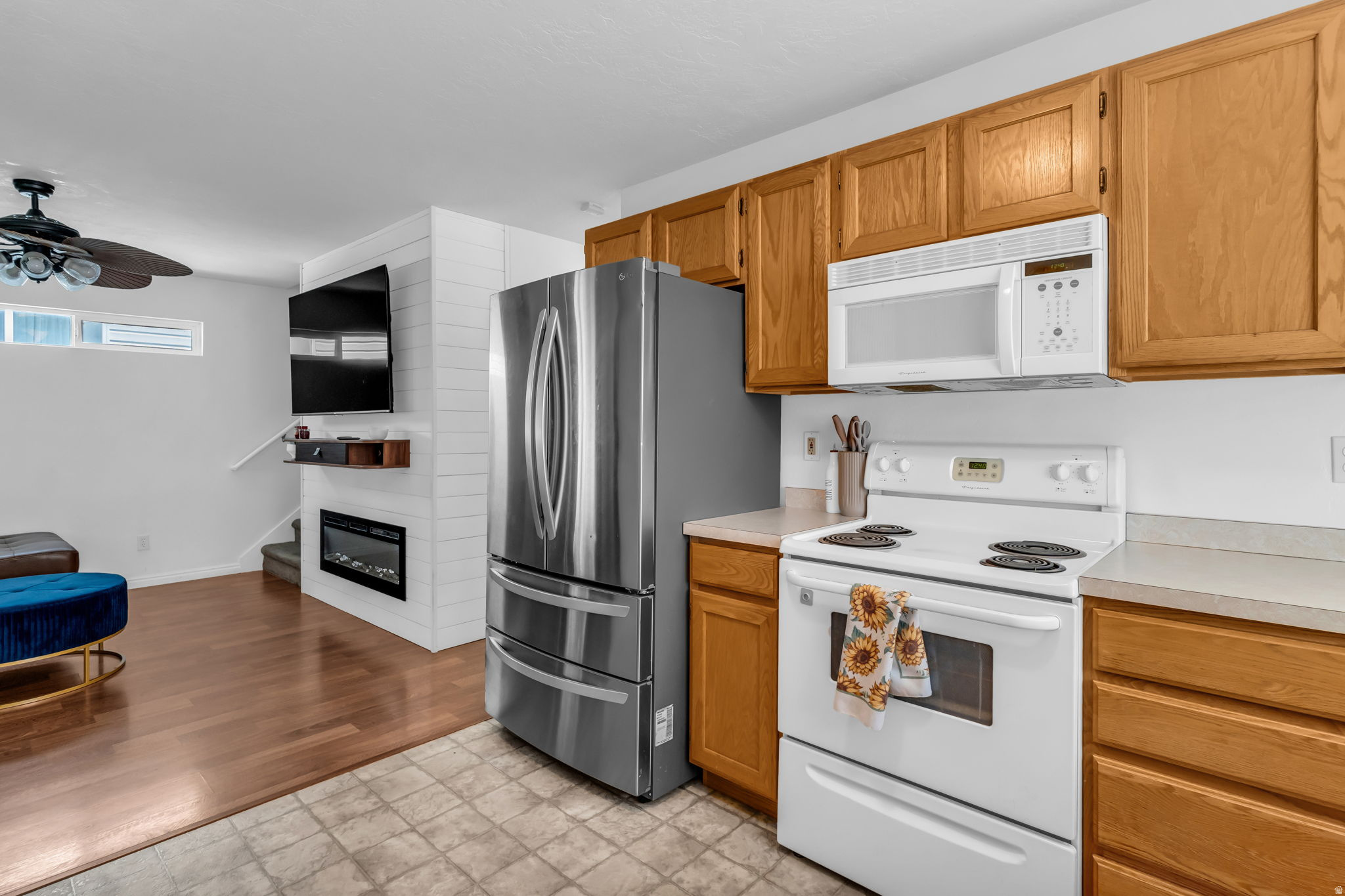 COLONIAL PARK - Residential