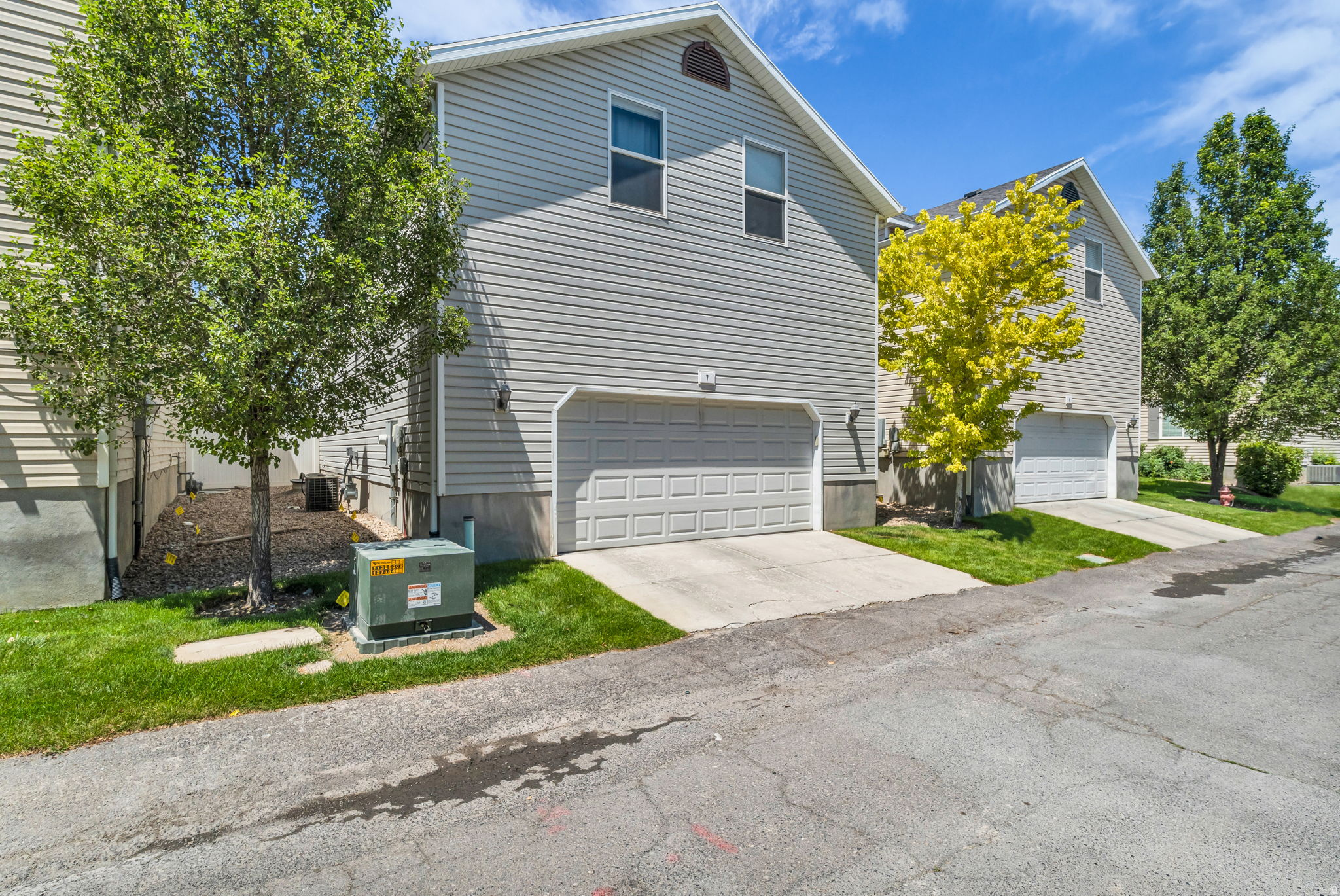 COLONIAL PARK - Residential