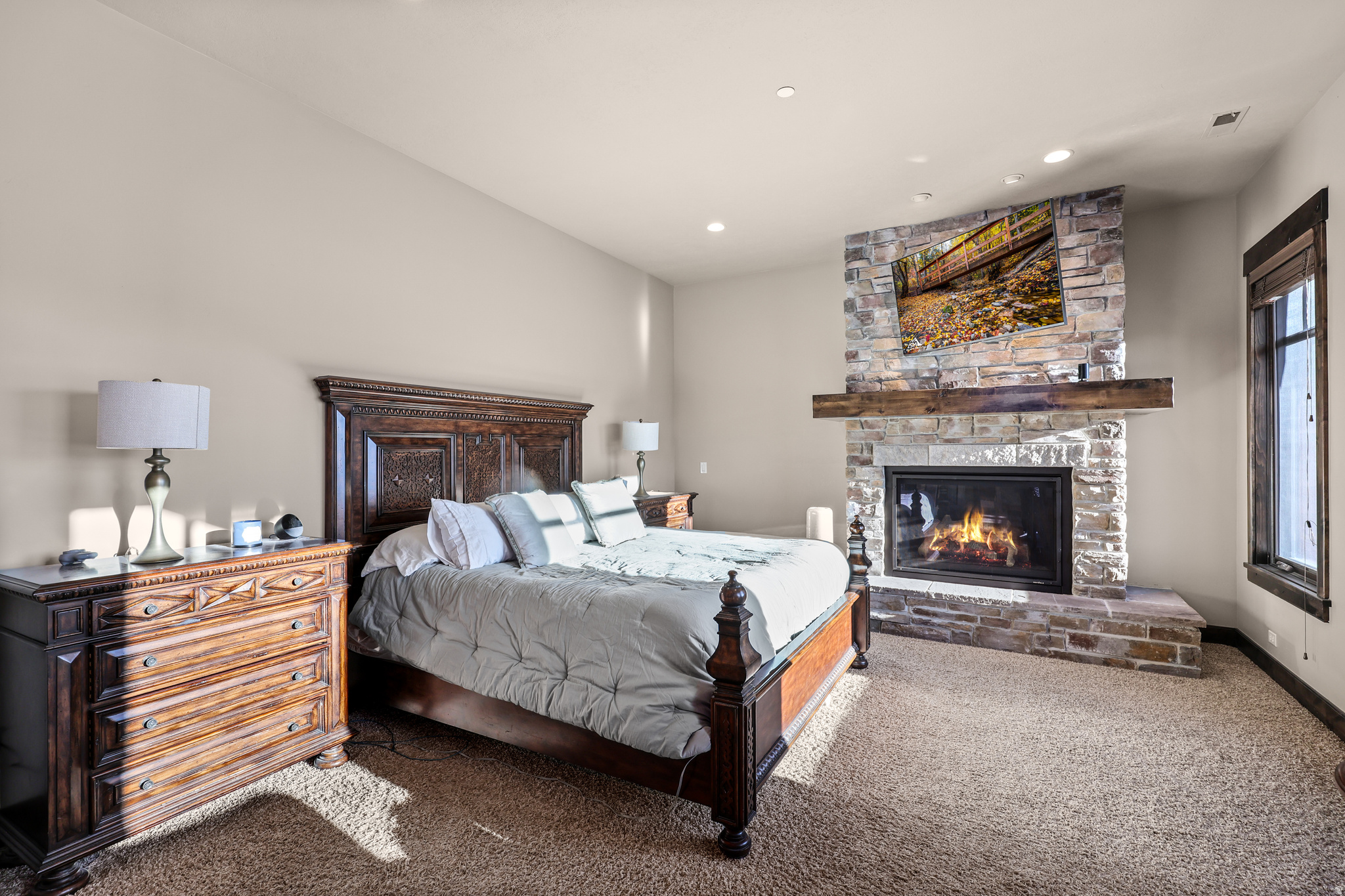 THE HIGHLANDS - Residential