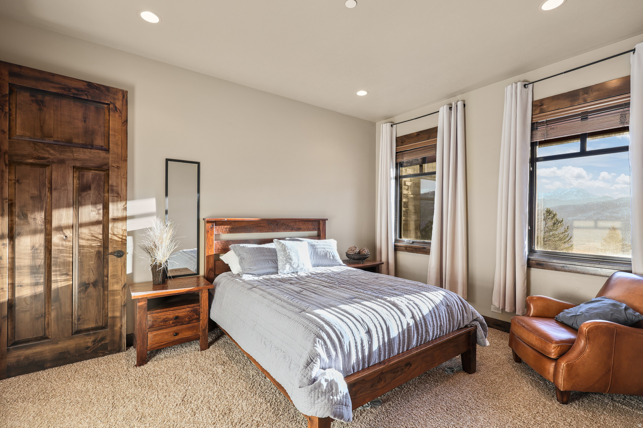 THE HIGHLANDS - Residential