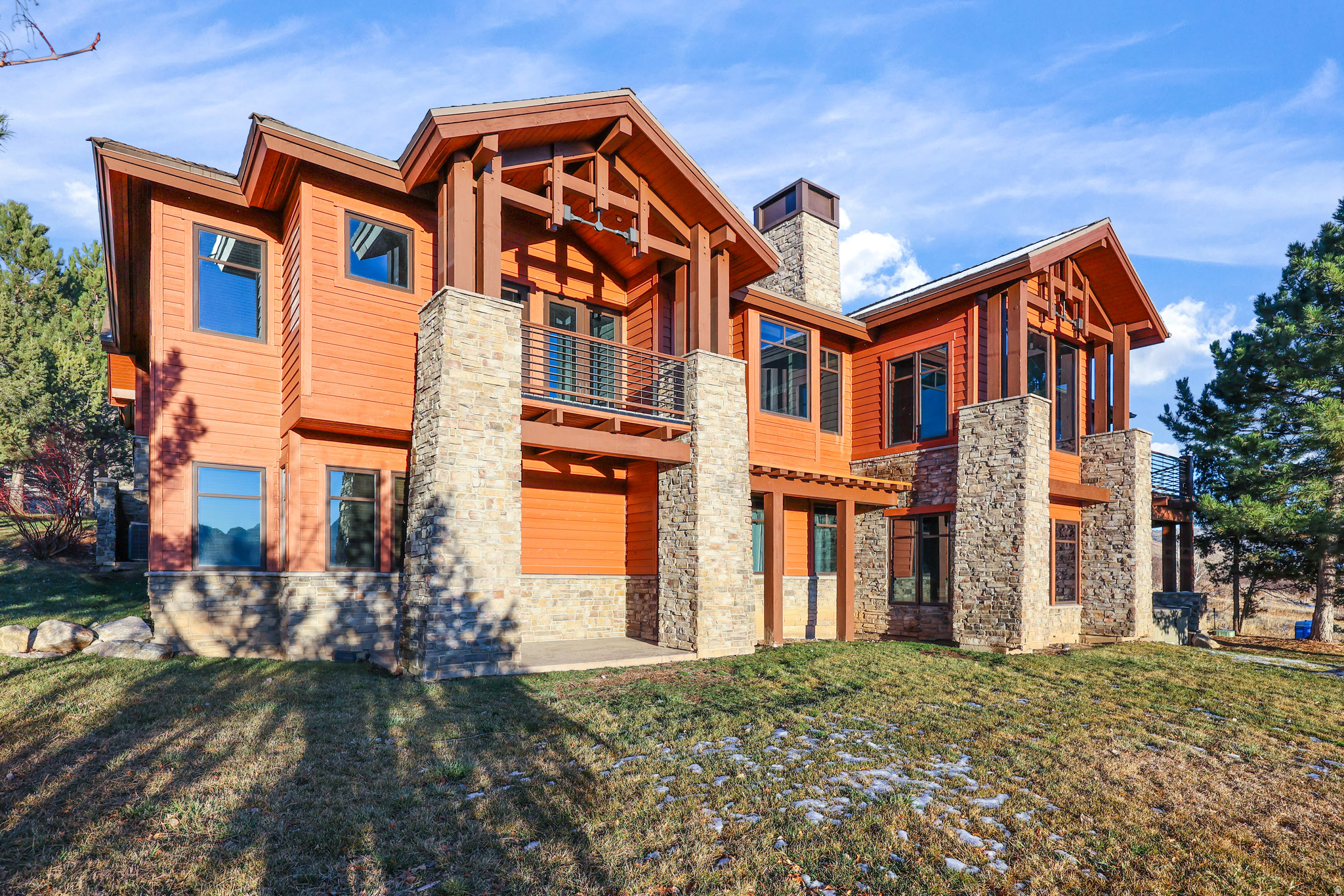 THE HIGHLANDS - Residential