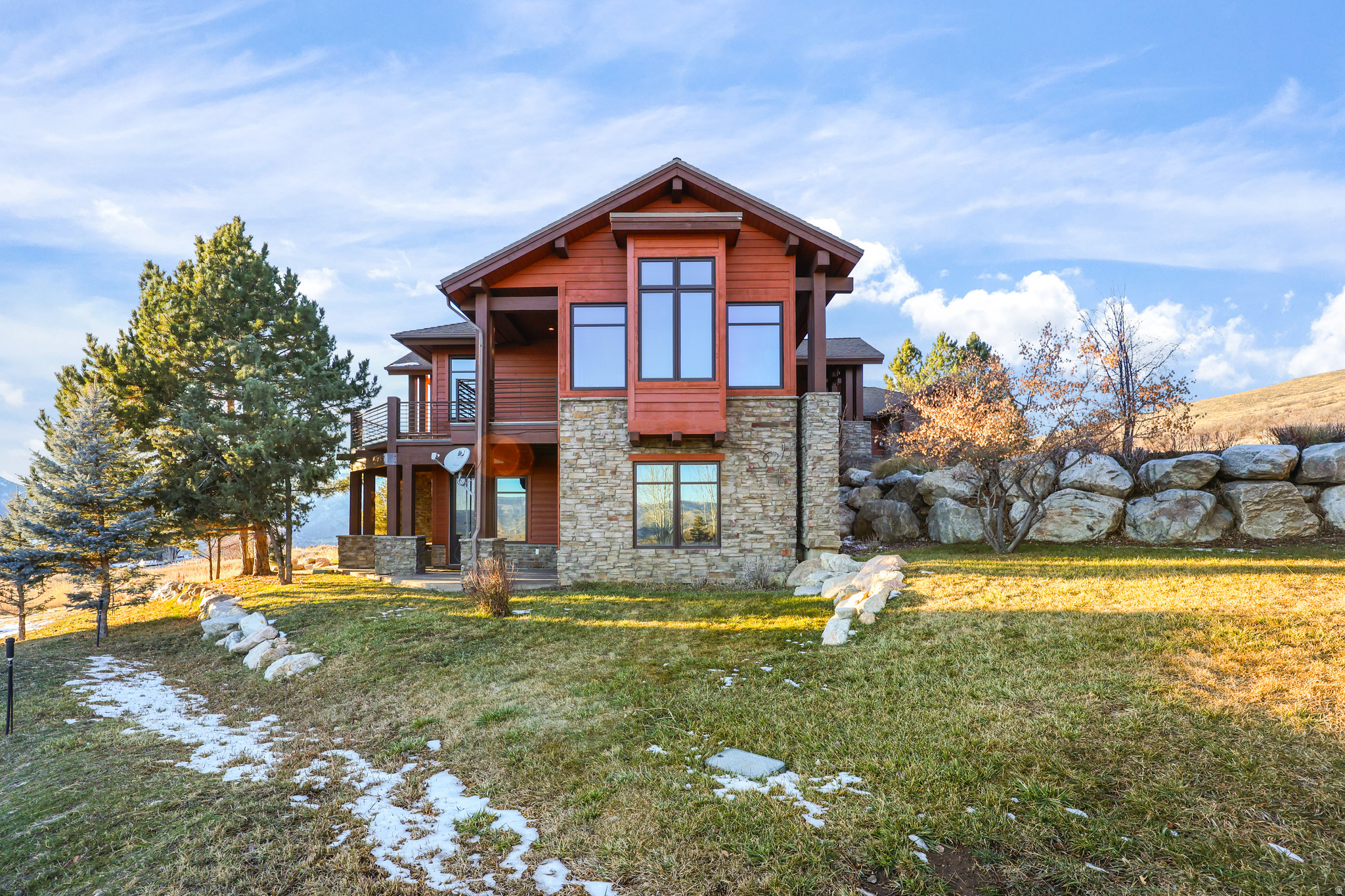 THE HIGHLANDS - Residential