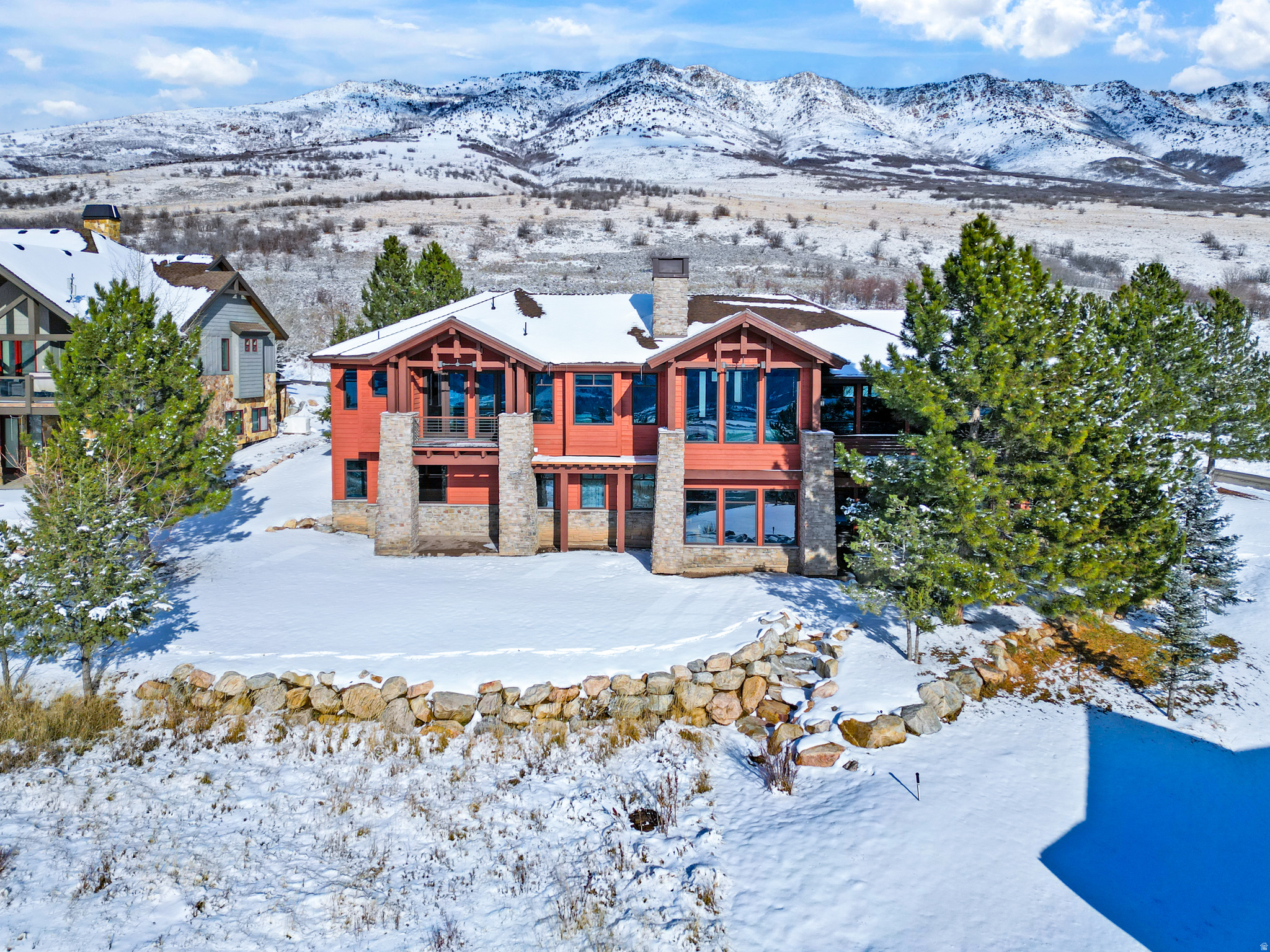 THE HIGHLANDS - Residential