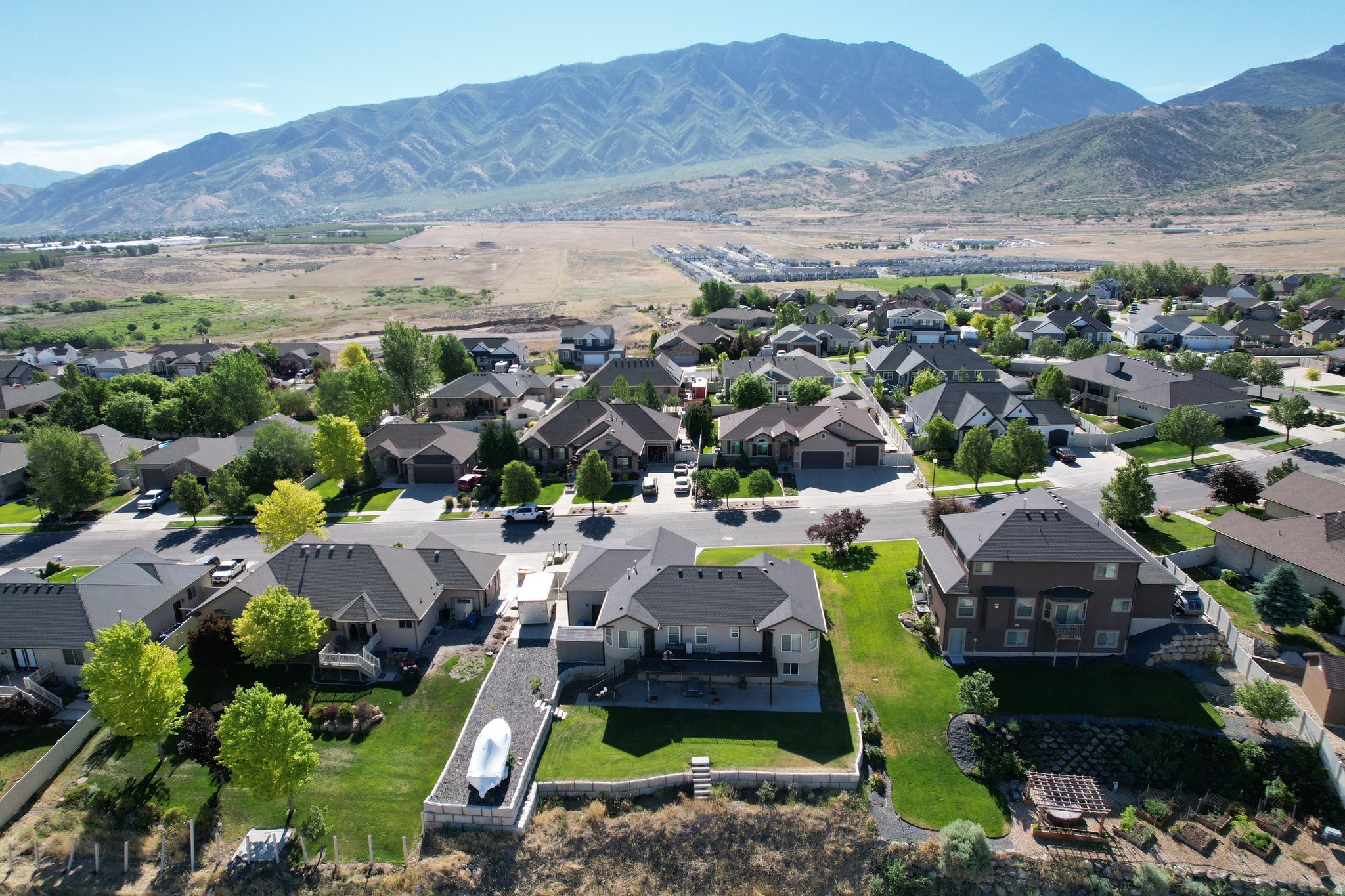 SUMMIT RIDGE VISTAS - Residential