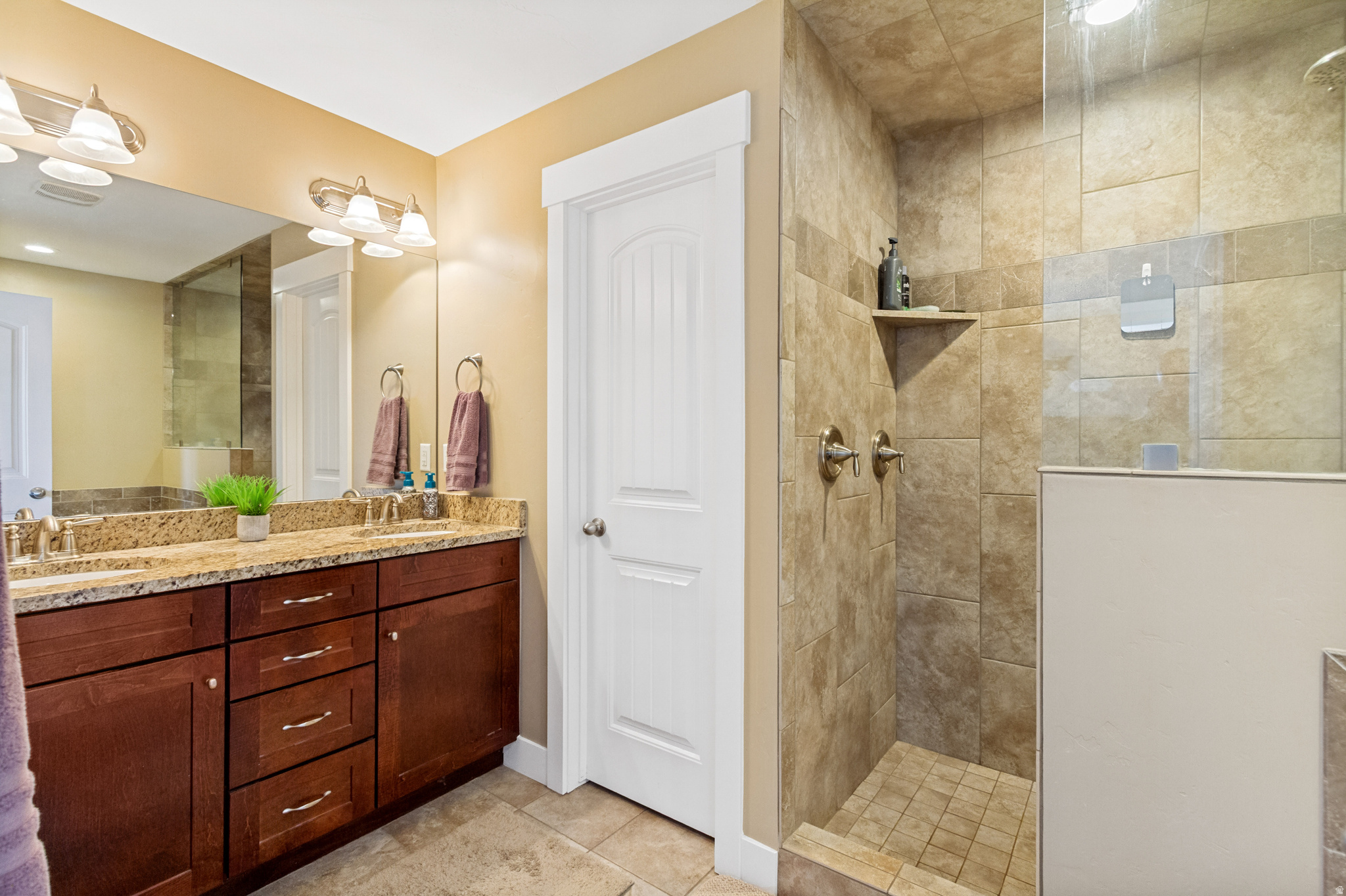 SUMMIT RIDGE VISTAS - Residential
