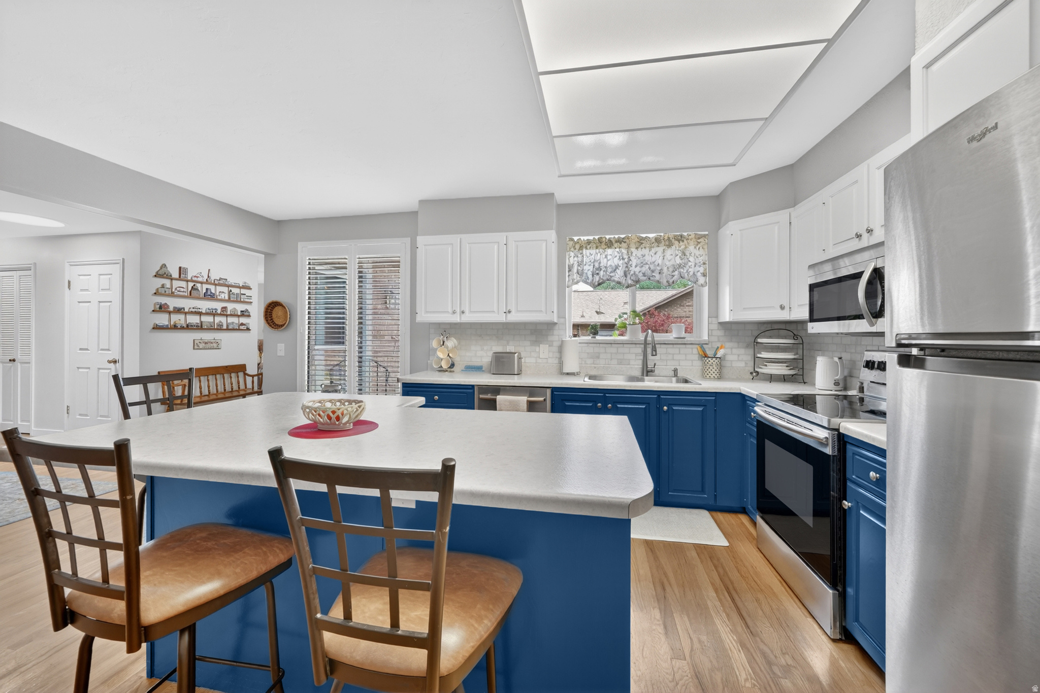 VINE STREET EAST - Residential