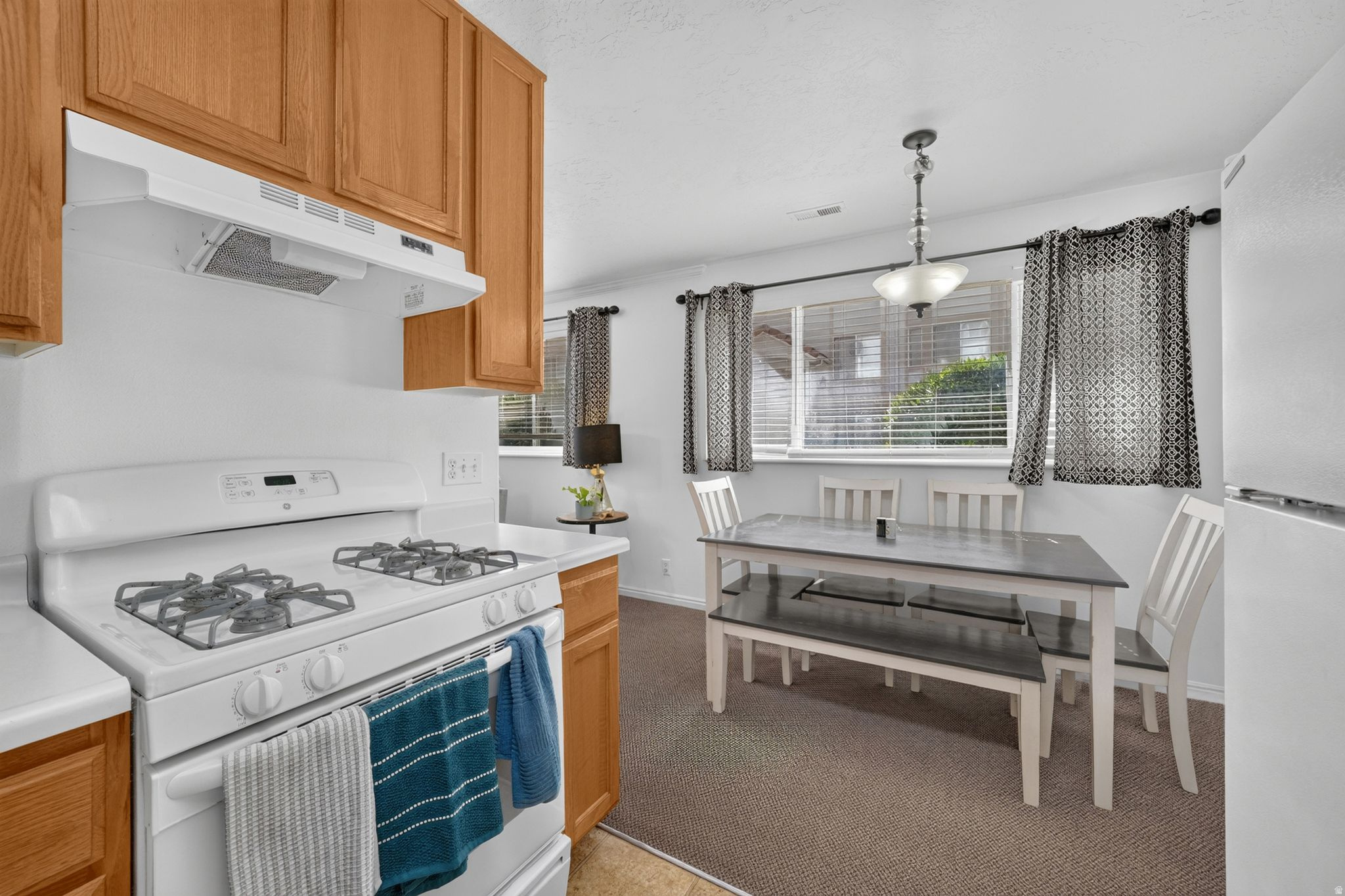 SANTA BARBARA VILLA CONDO - Residential