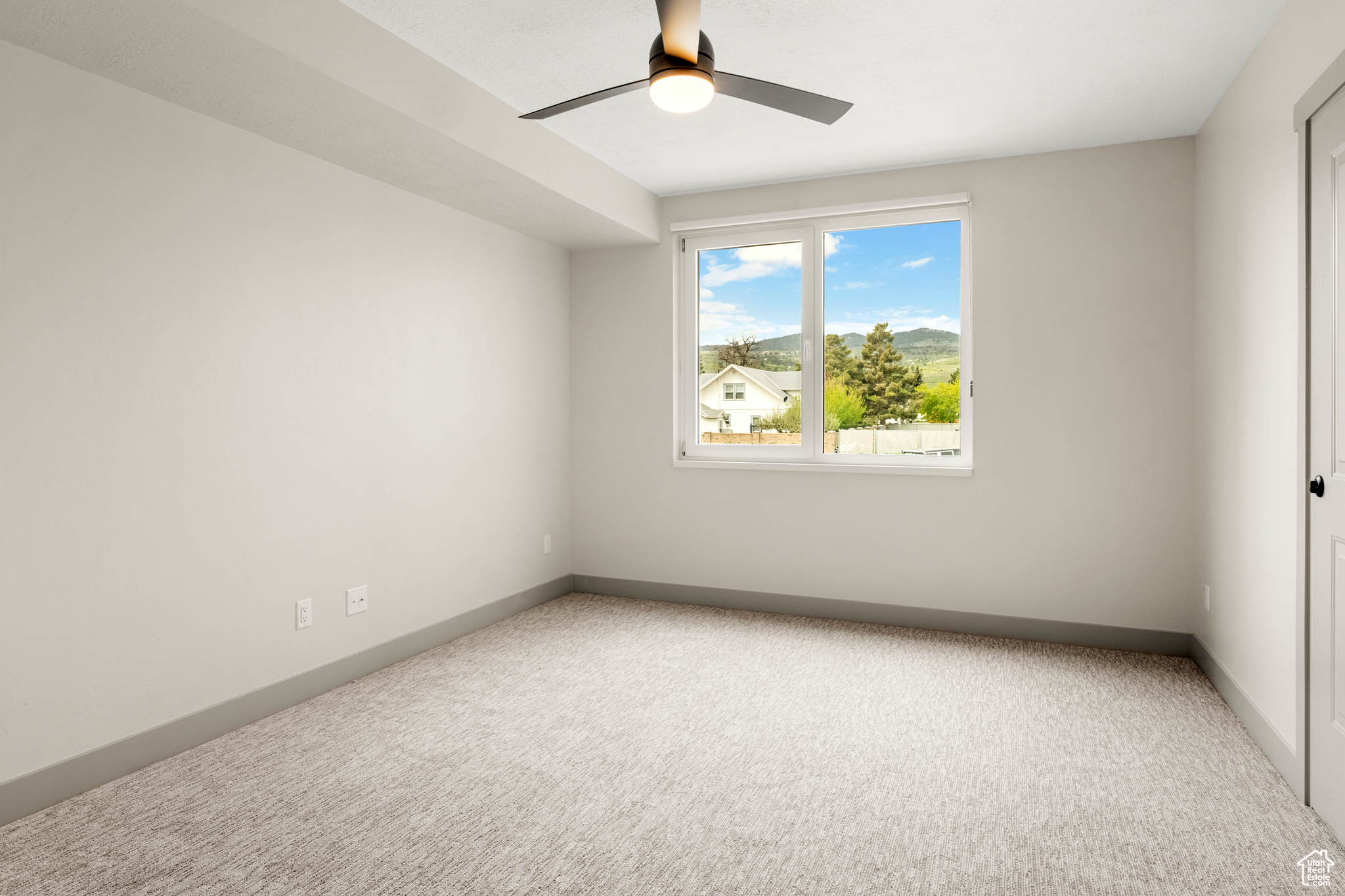 GARDEN CITY LAKE RESIDENCES - Residential