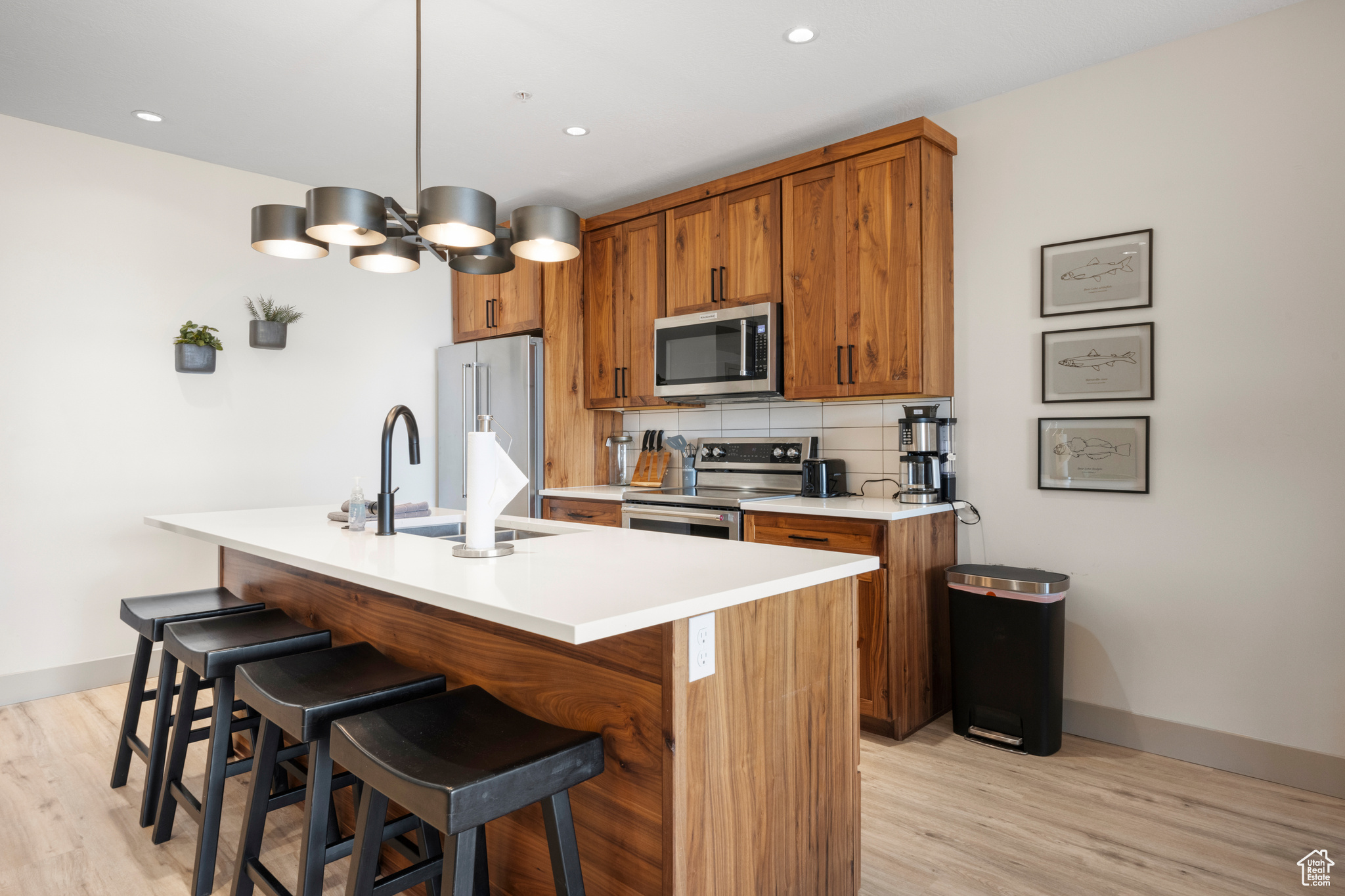 GARDEN CITY LAKE RESIDENCES - Residential