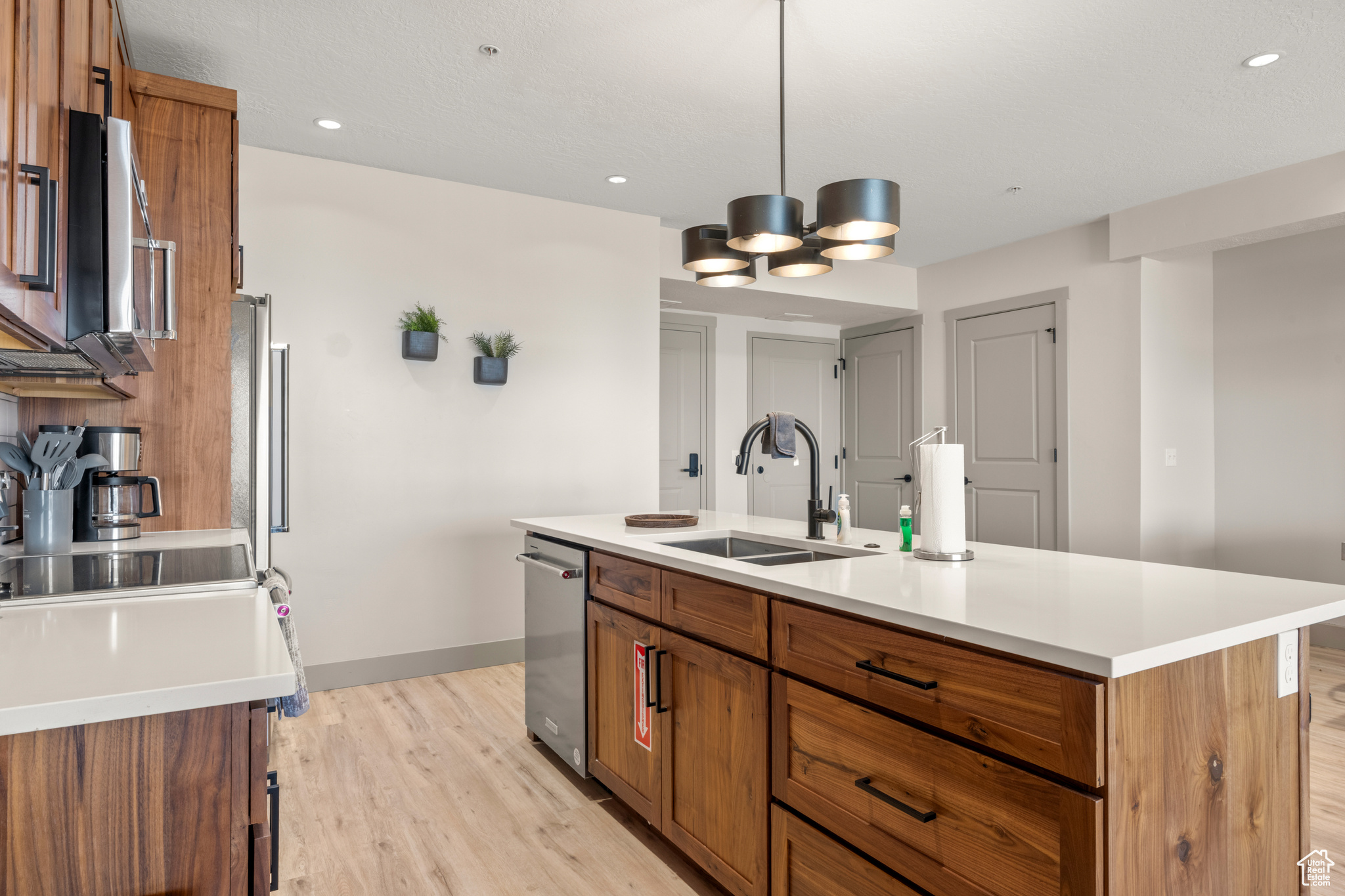 GARDEN CITY LAKE RESIDENCES - Residential