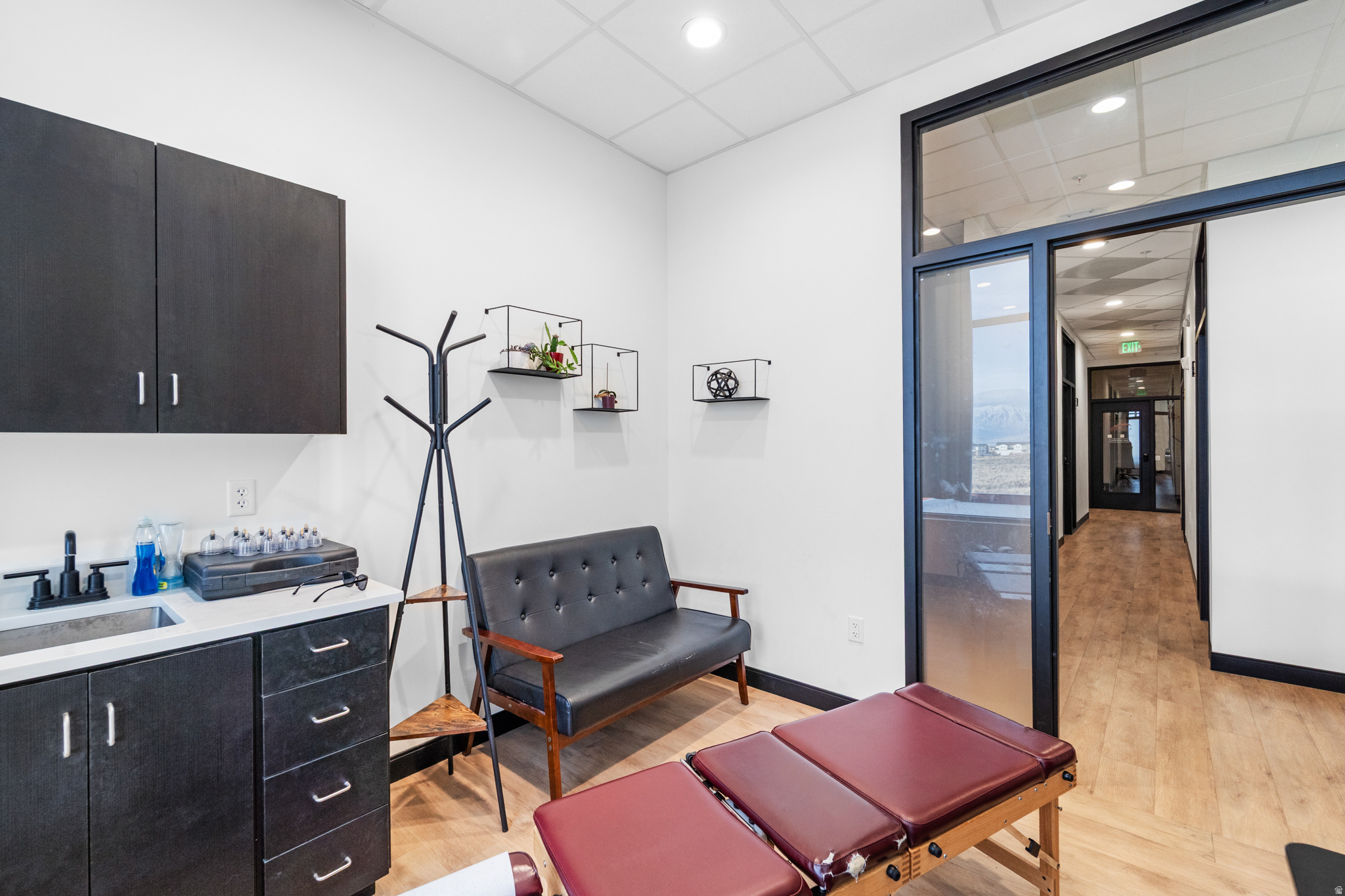 PORTERS CROSSING - Commercial Sale