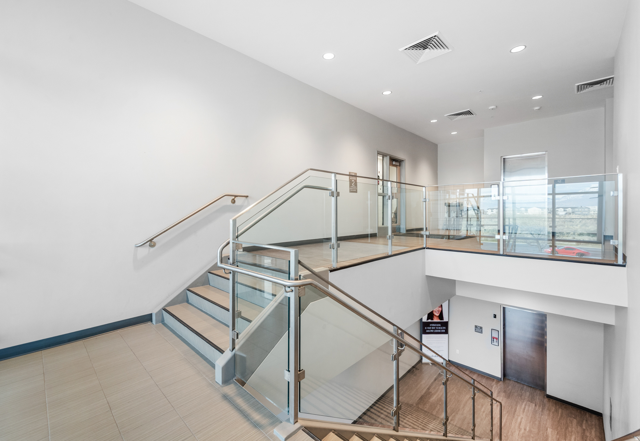 PORTERS CROSSING - Commercial Sale