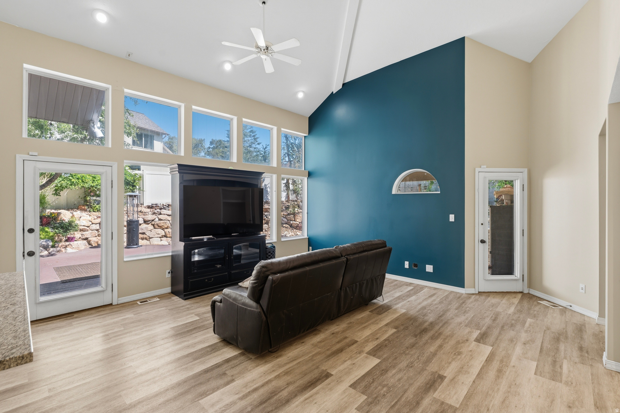 DRAPER OAKS - Residential