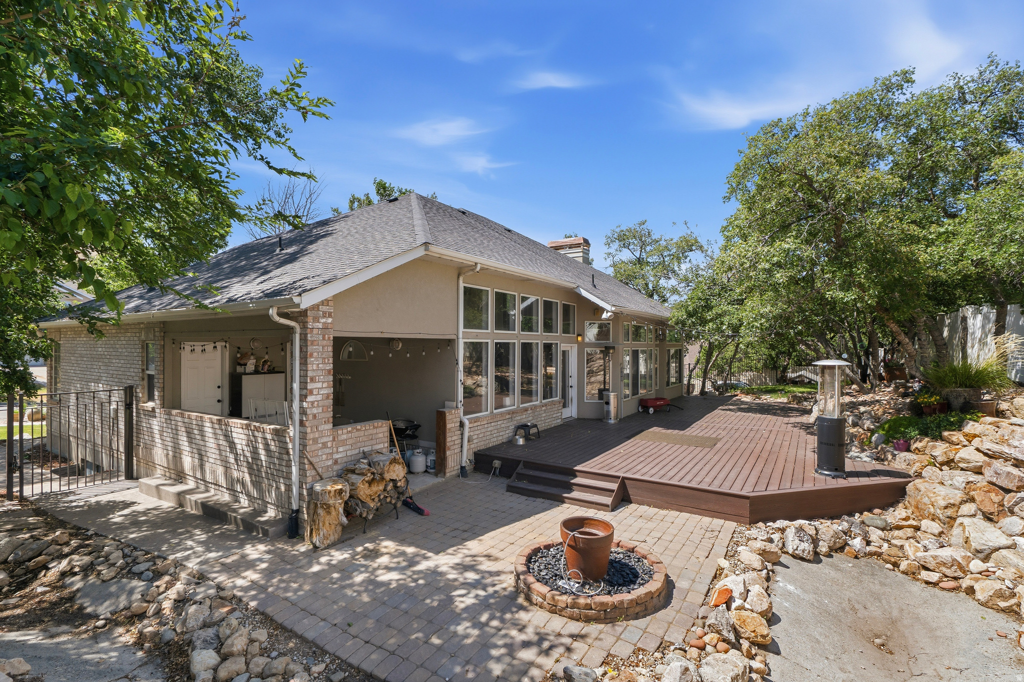 DRAPER OAKS - Residential