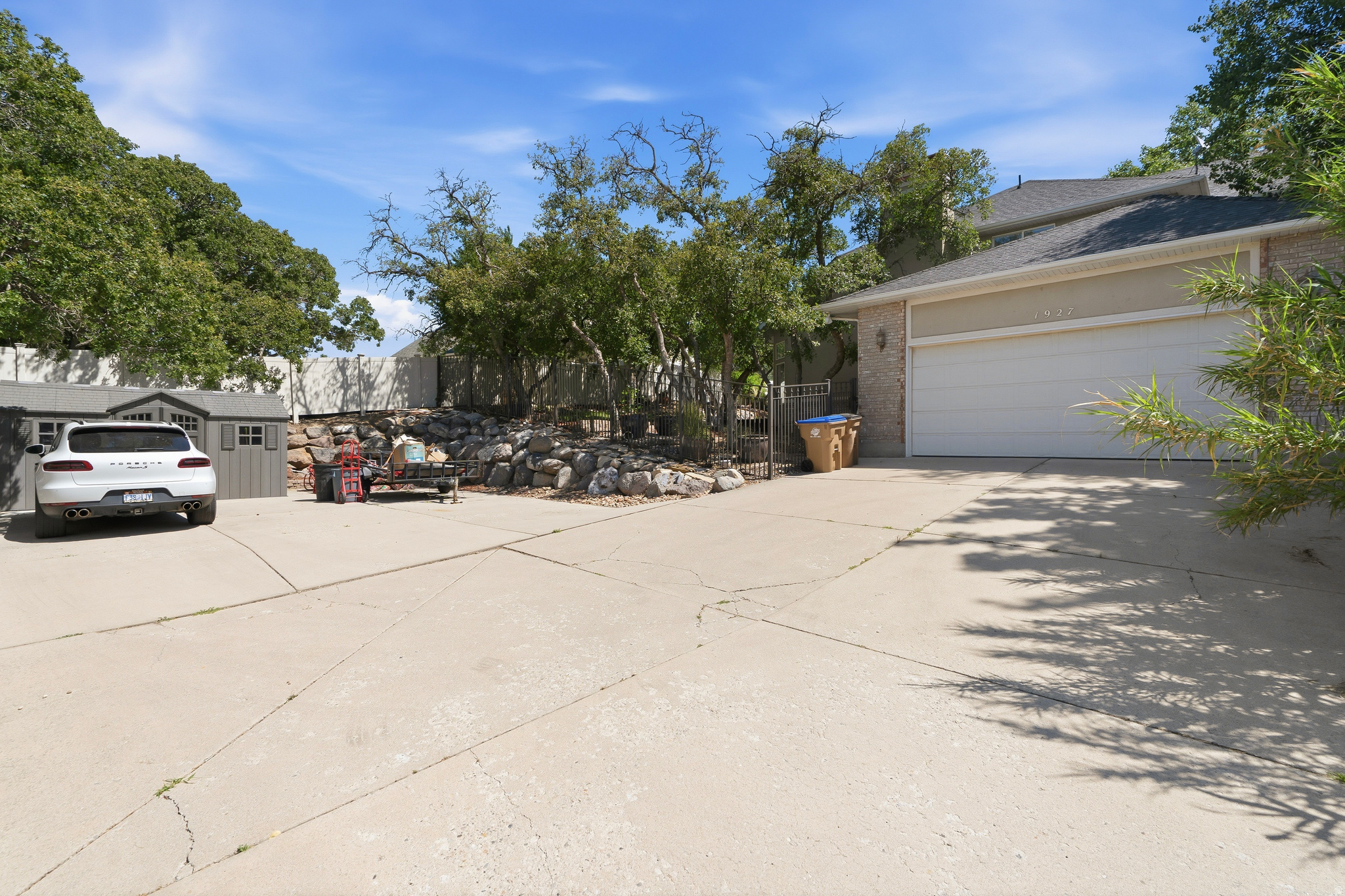 DRAPER OAKS - Residential