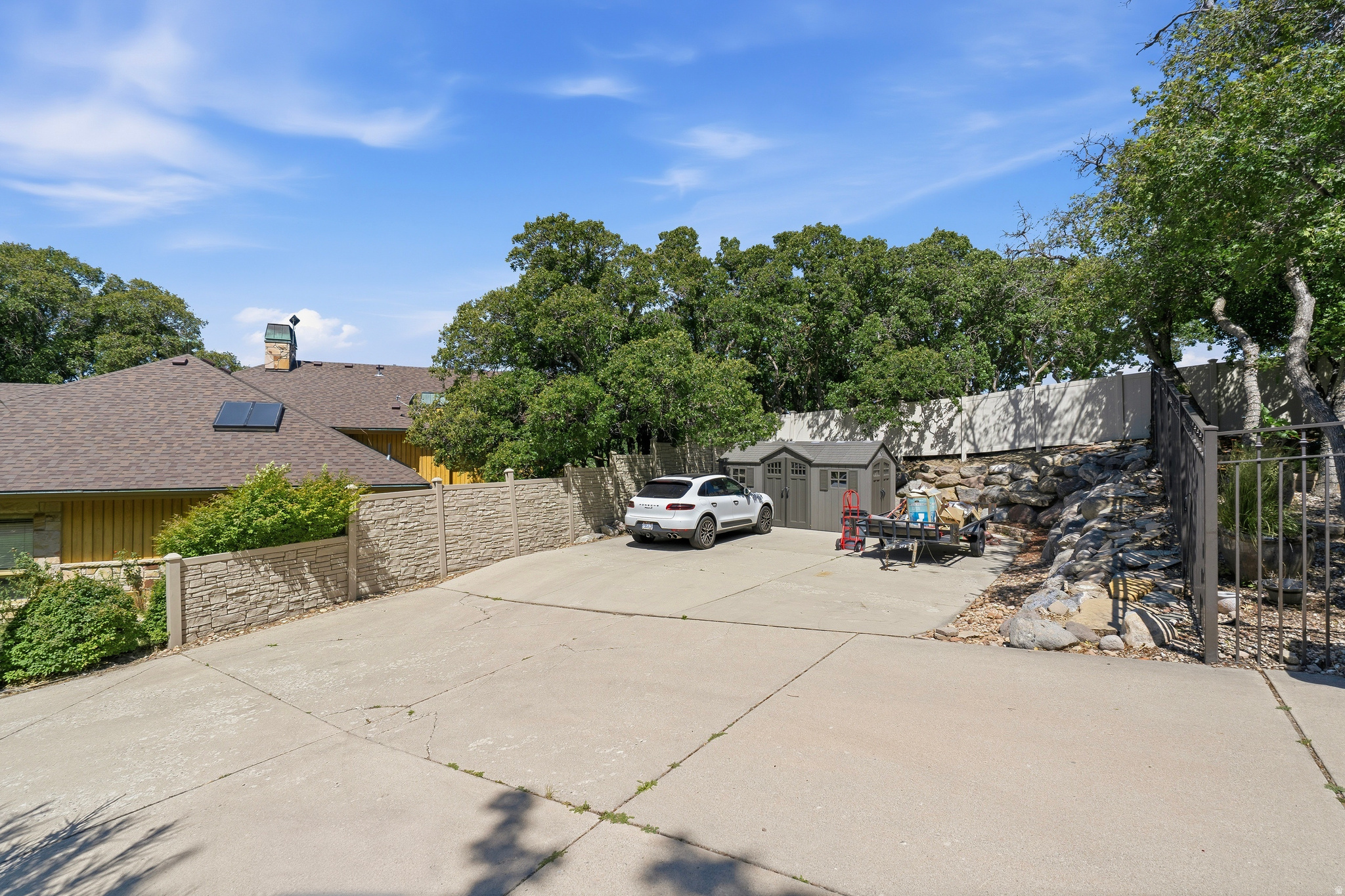DRAPER OAKS - Residential