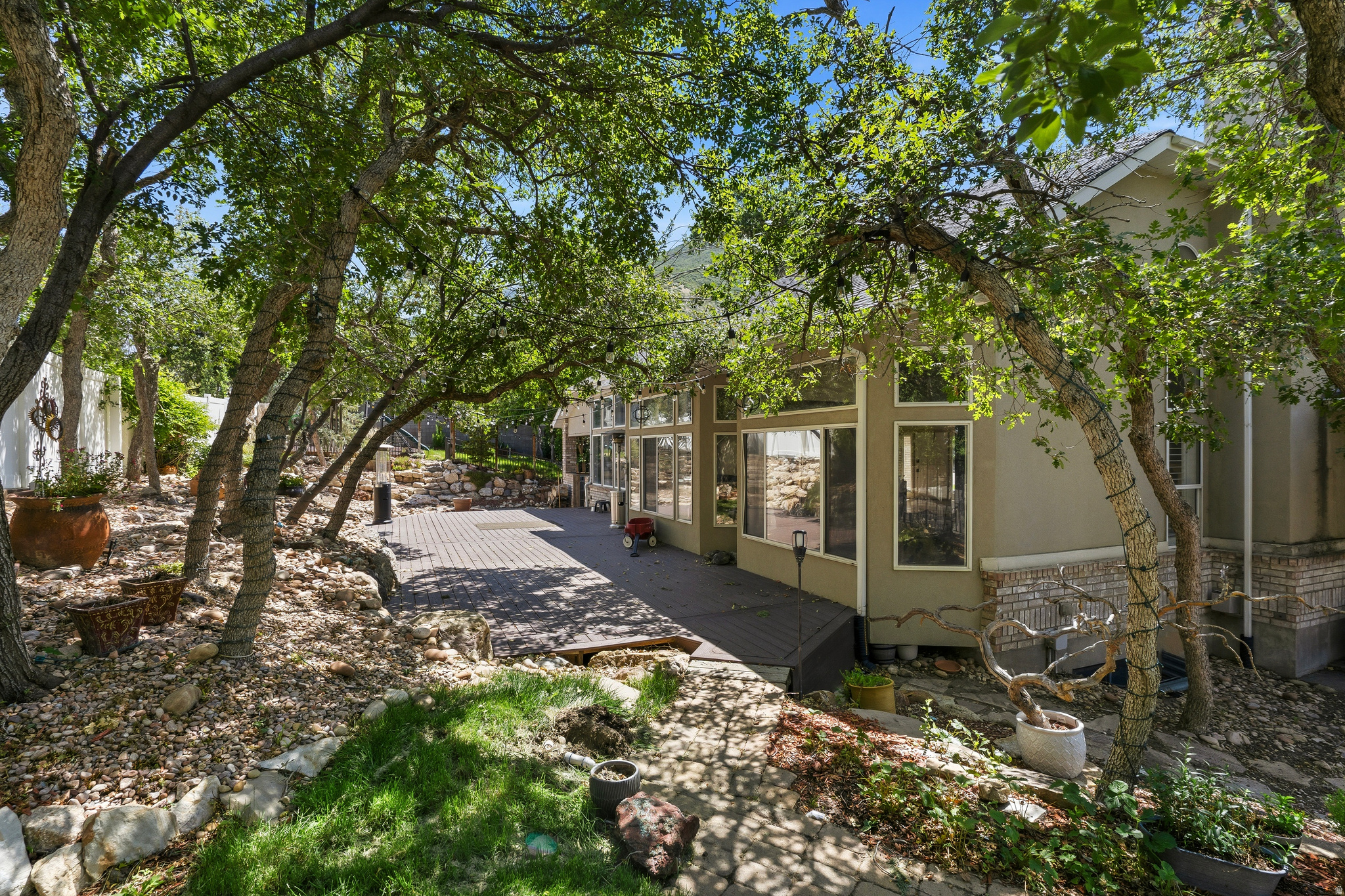 DRAPER OAKS - Residential