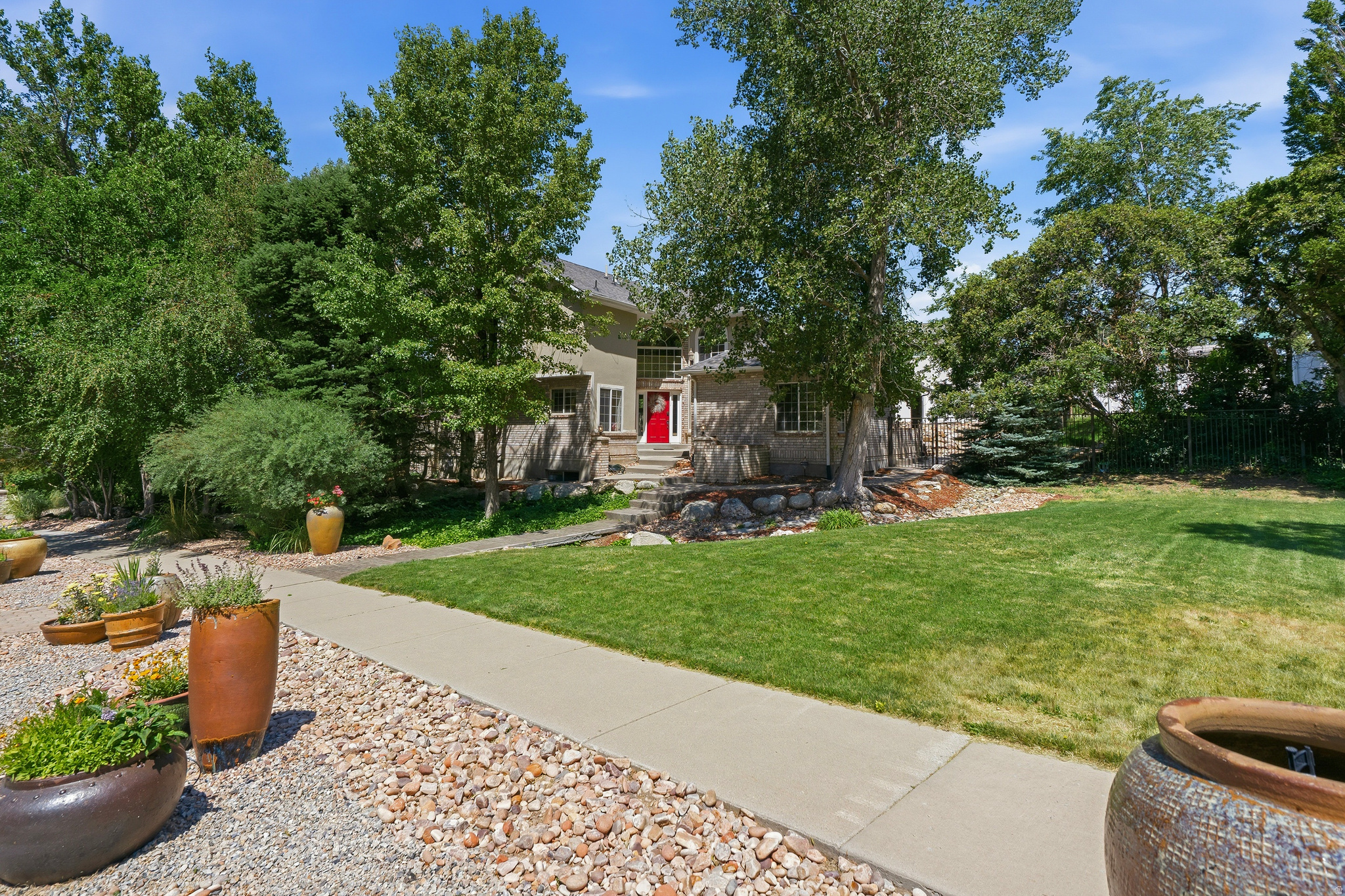 DRAPER OAKS - Residential
