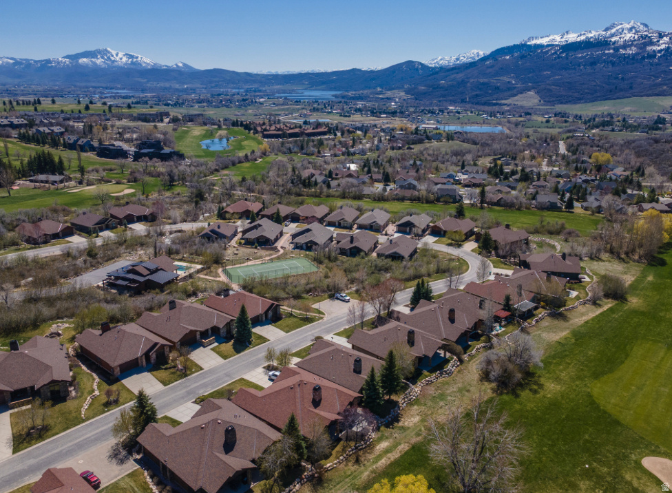 FAIRWAYS - Residential