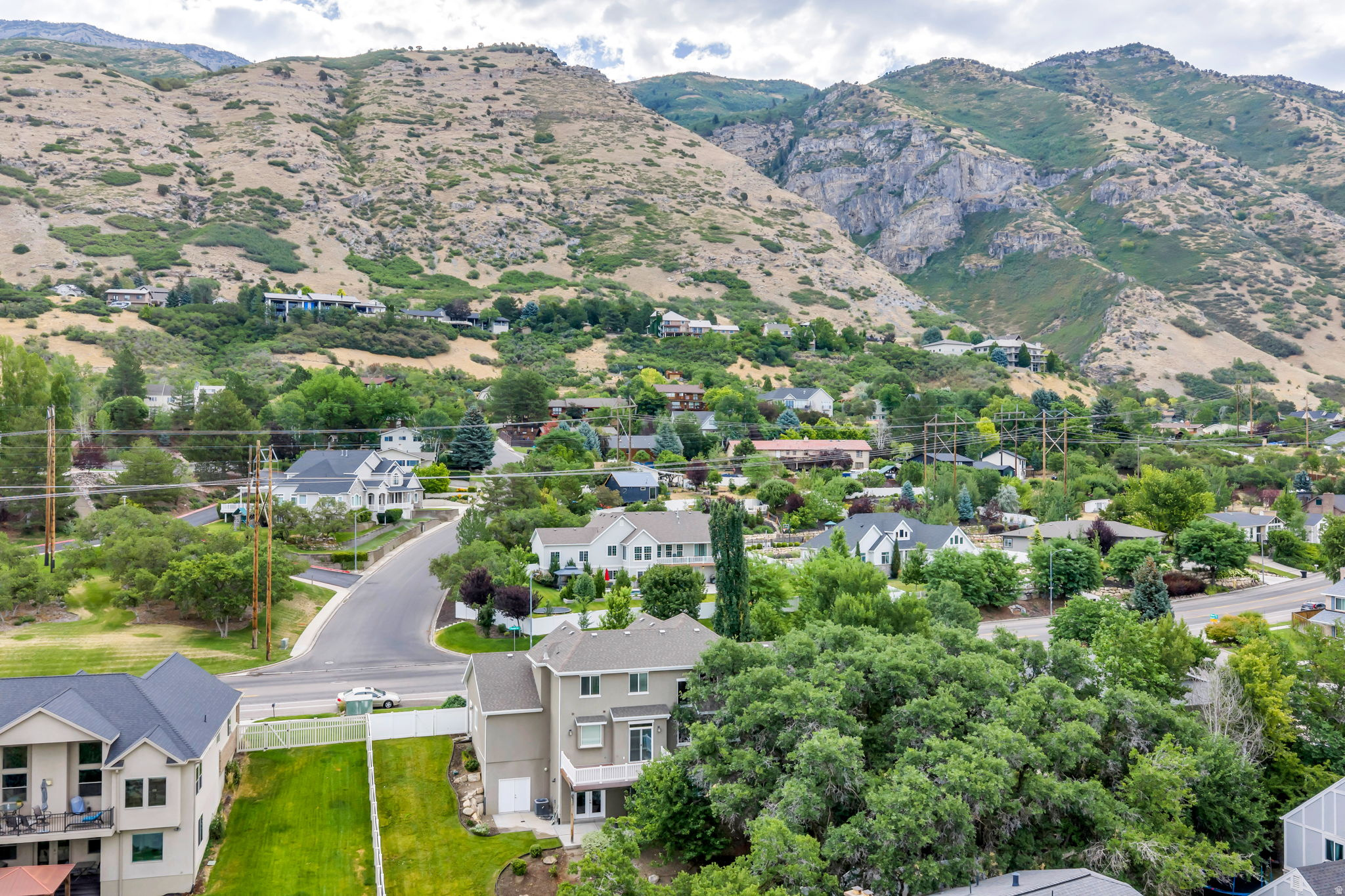 SHERWOOD HILLS - Residential