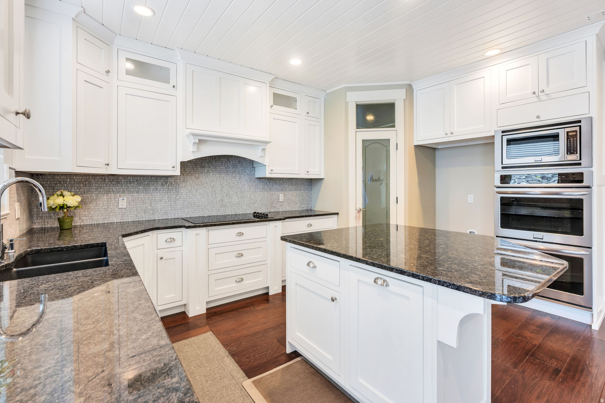 SHERWOOD HILLS - Residential