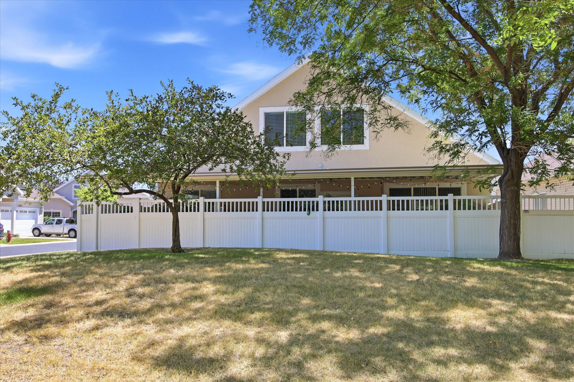 STONEGATE - Residential