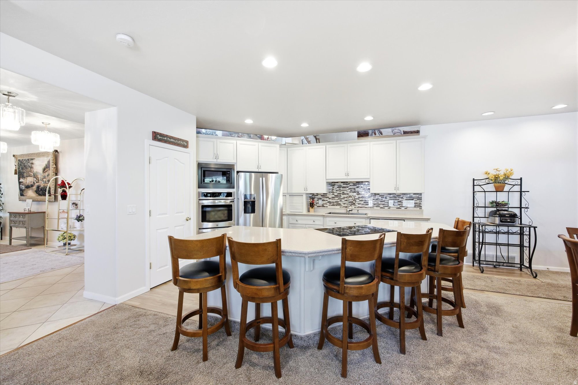 STONEGATE - Residential