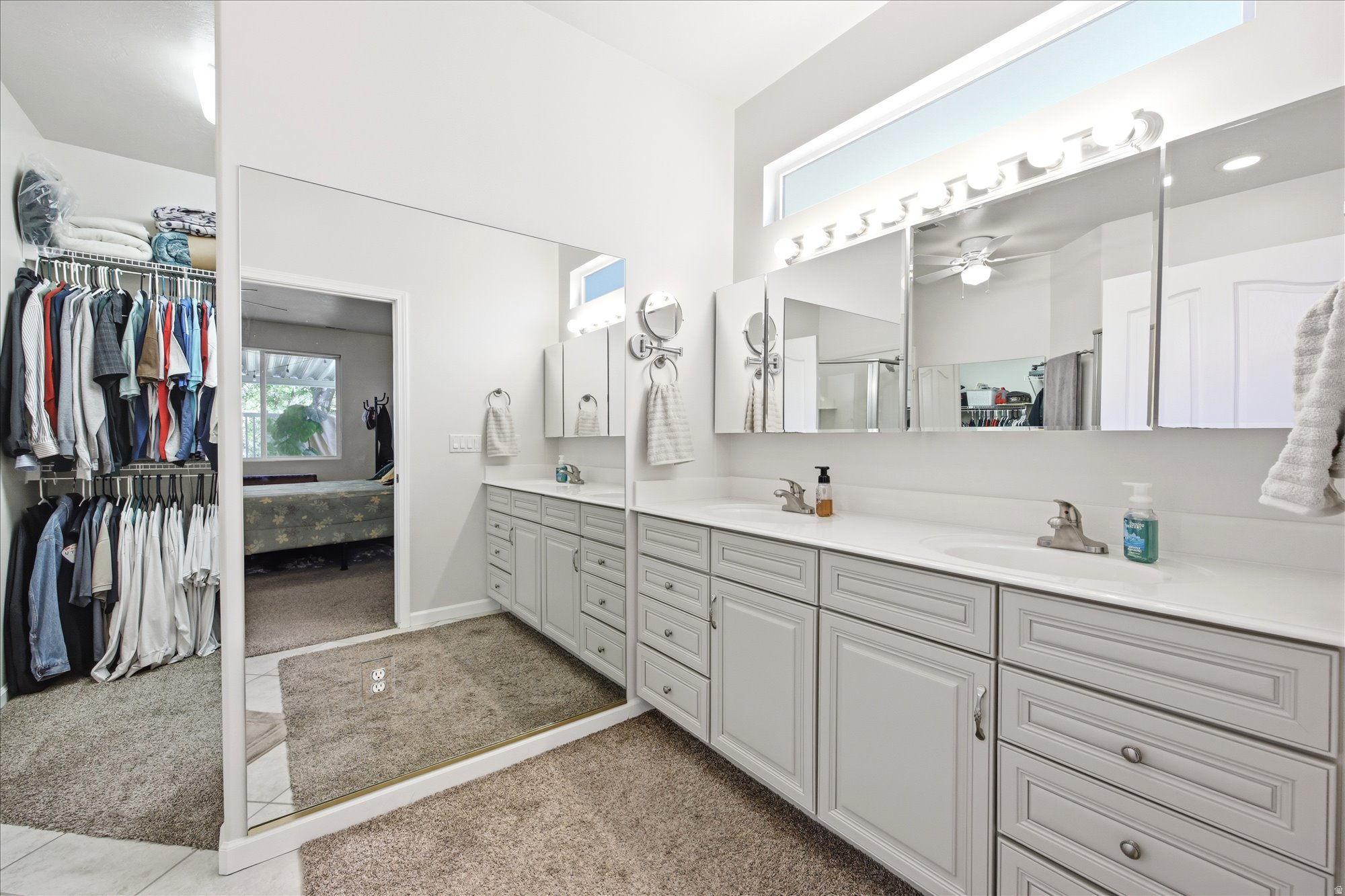 STONEGATE - Residential
