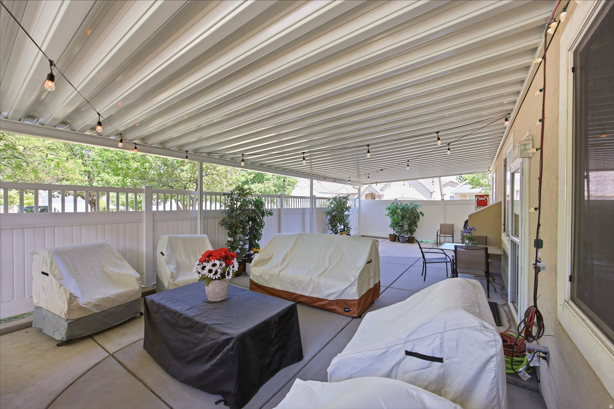 STONEGATE - Residential