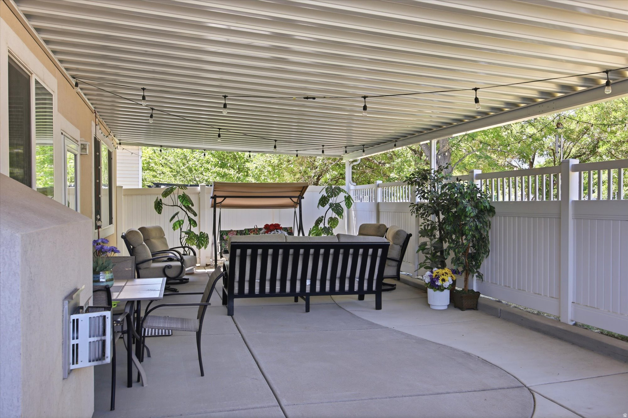 STONEGATE - Residential