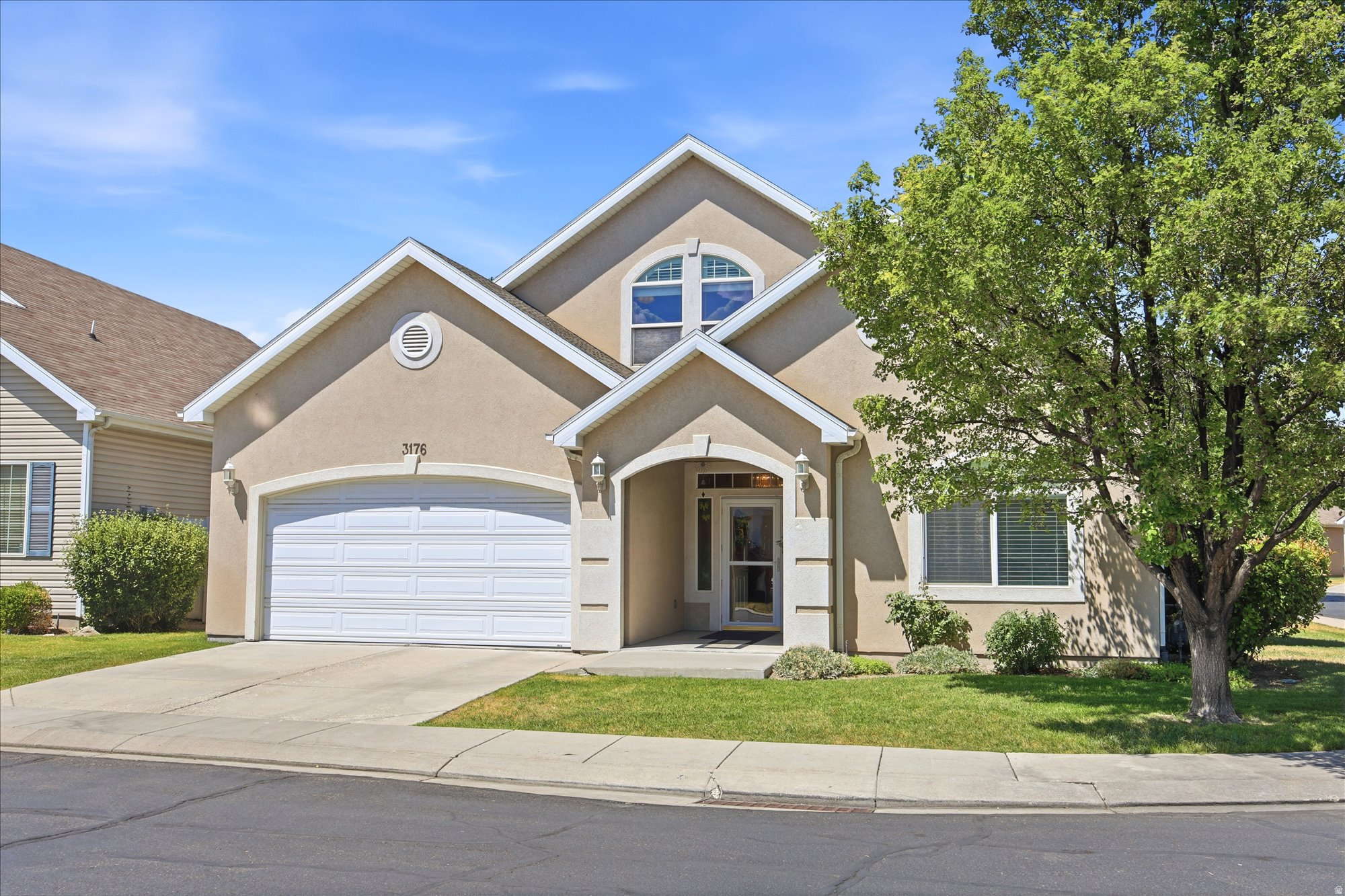 STONEGATE - Residential