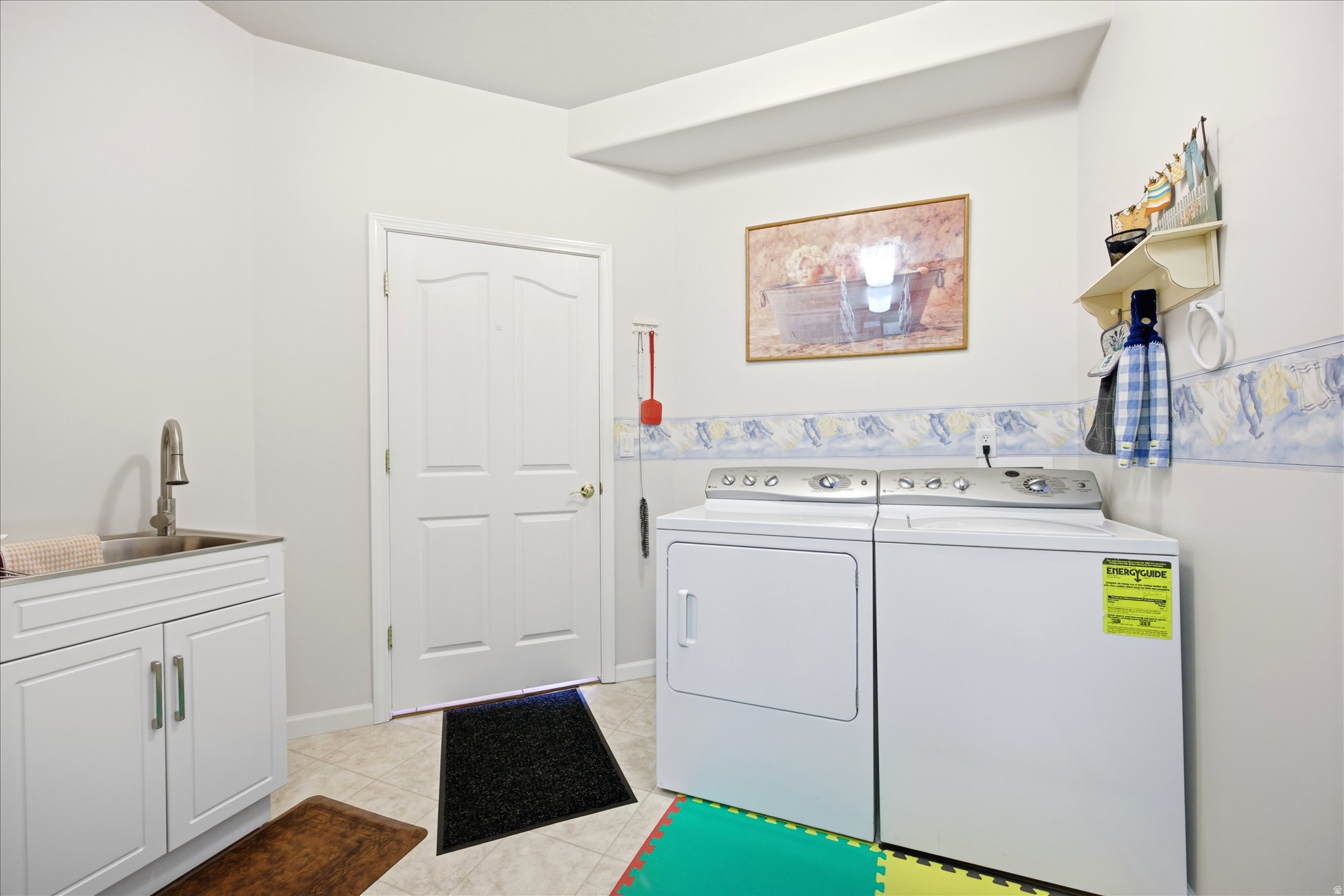 STONEGATE - Residential