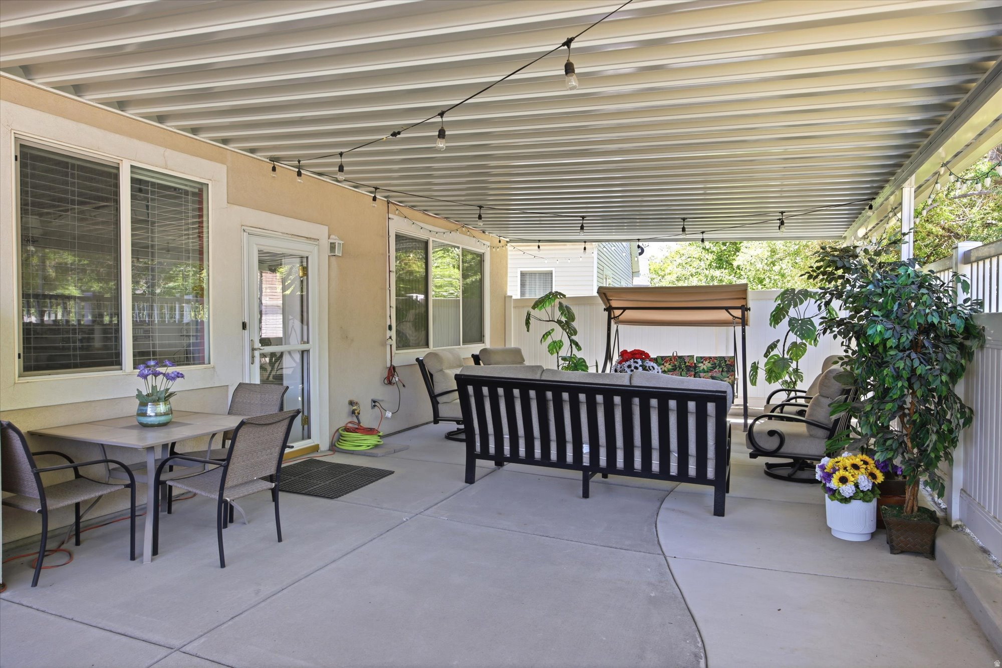 STONEGATE - Residential