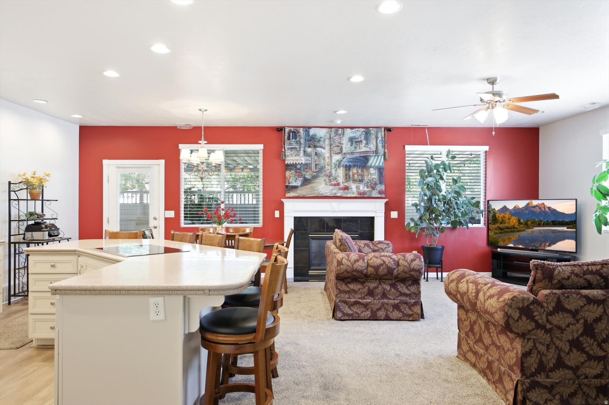STONEGATE - Residential