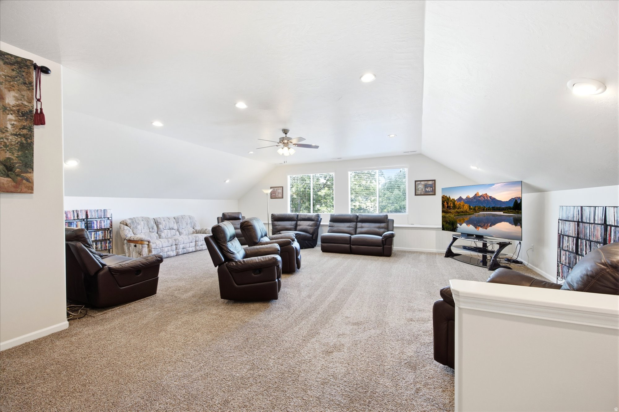 STONEGATE - Residential