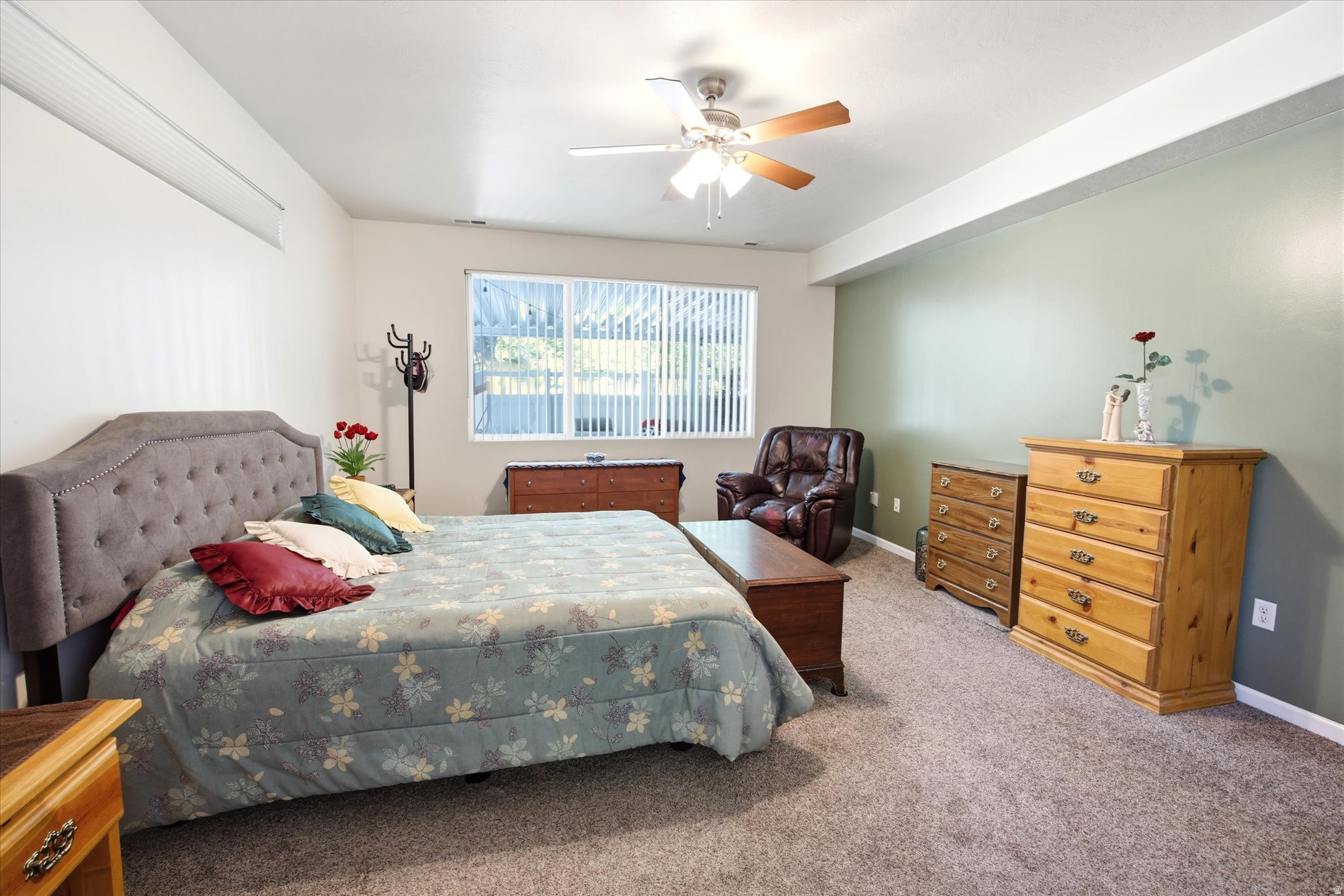 STONEGATE - Residential