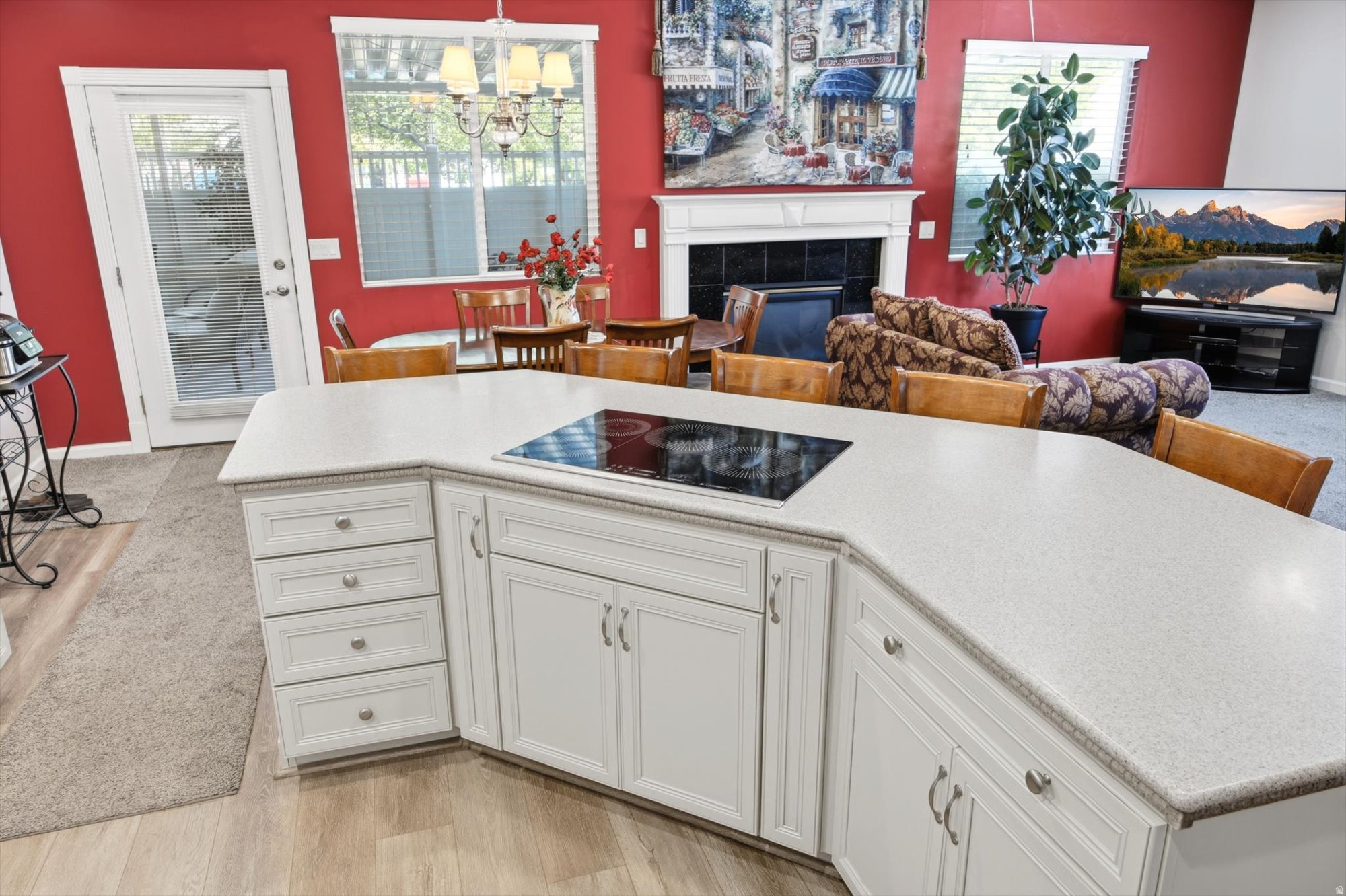 STONEGATE - Residential