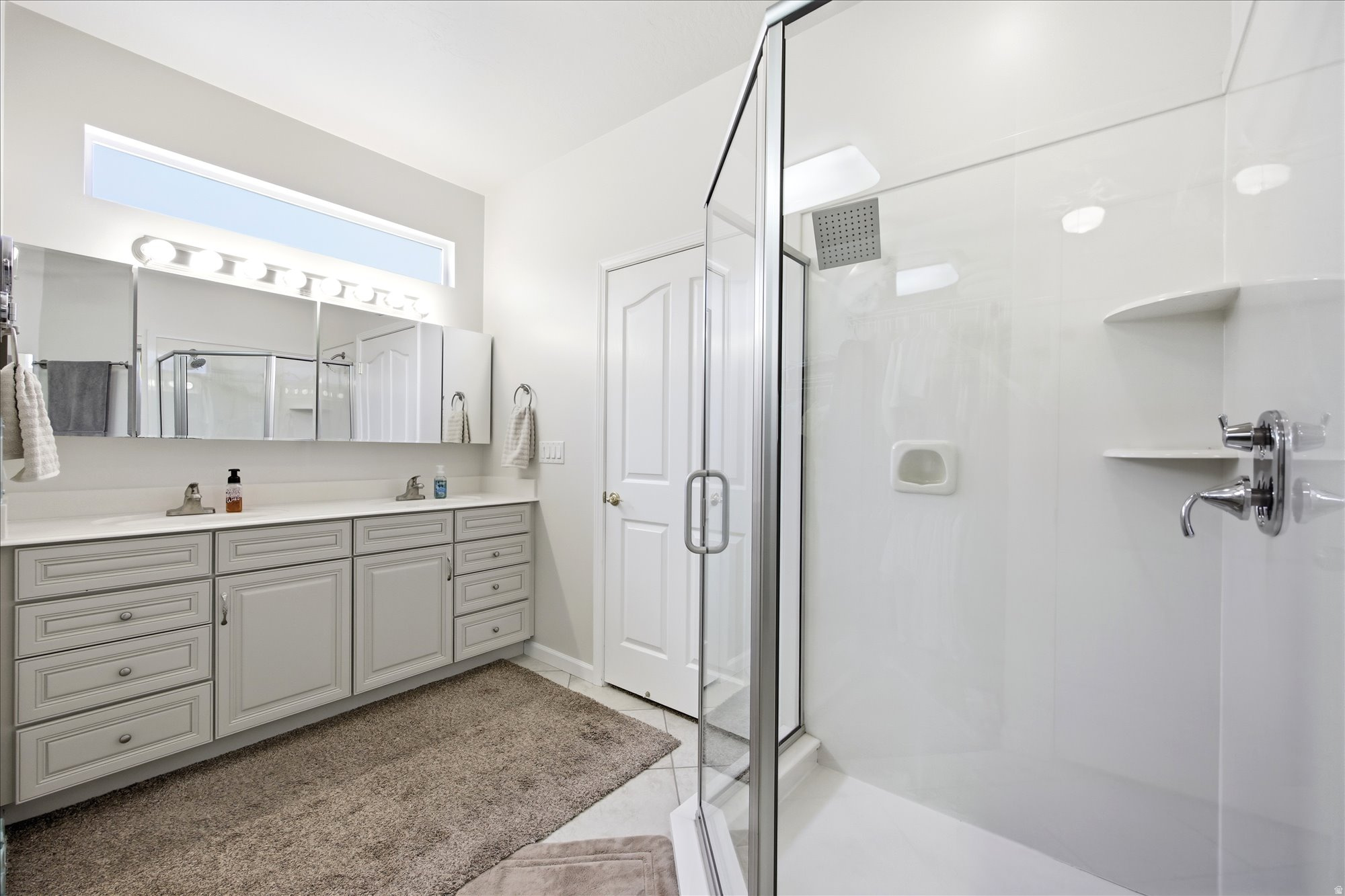 STONEGATE - Residential
