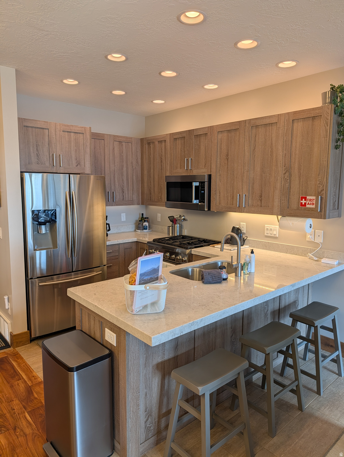 THE RIDGE TOWNHOMES - Residential