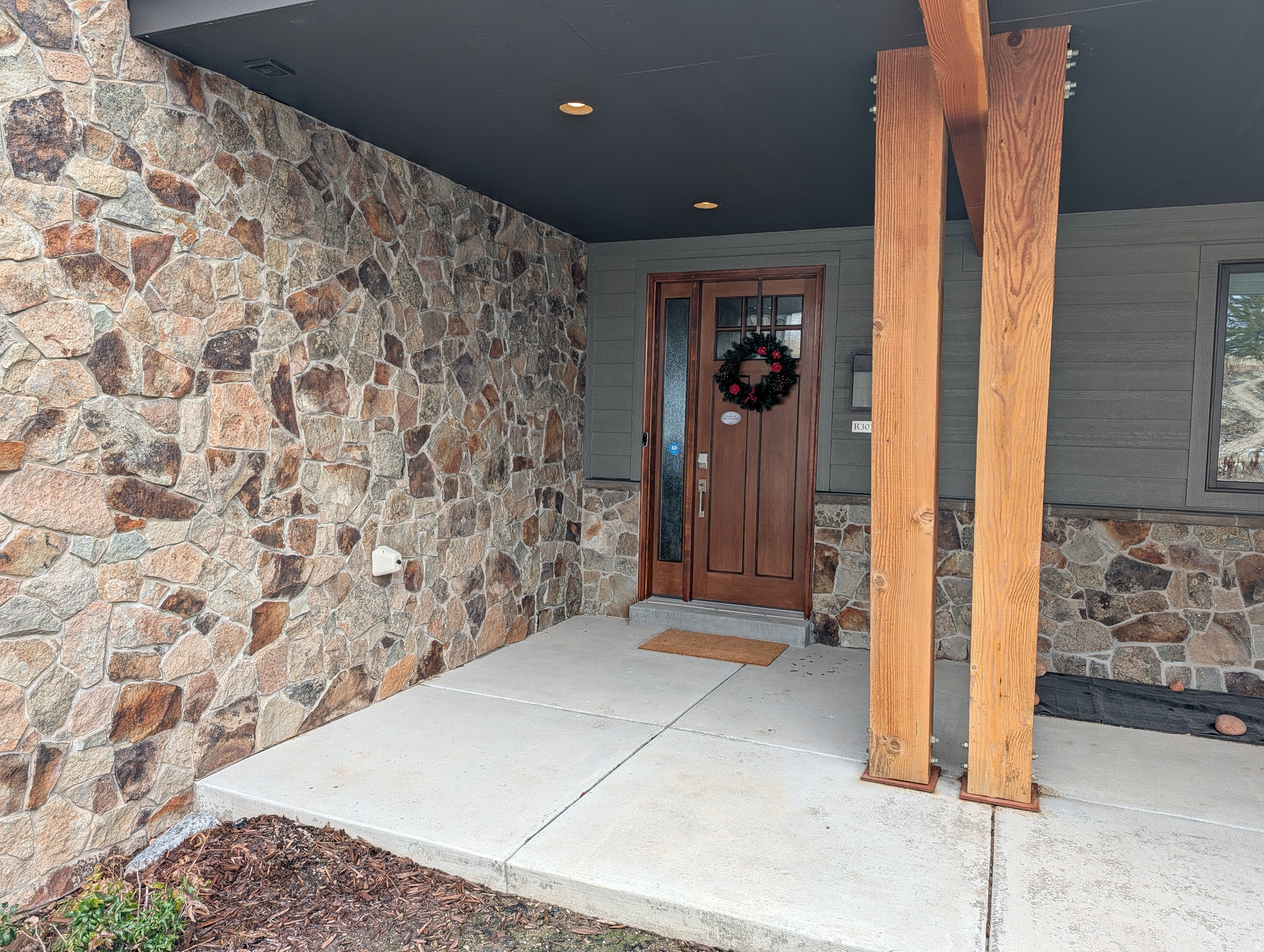 THE RIDGE TOWNHOMES - Residential