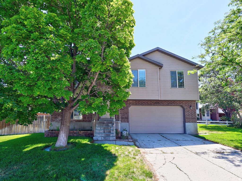MILLS HEIGHTS - Residential