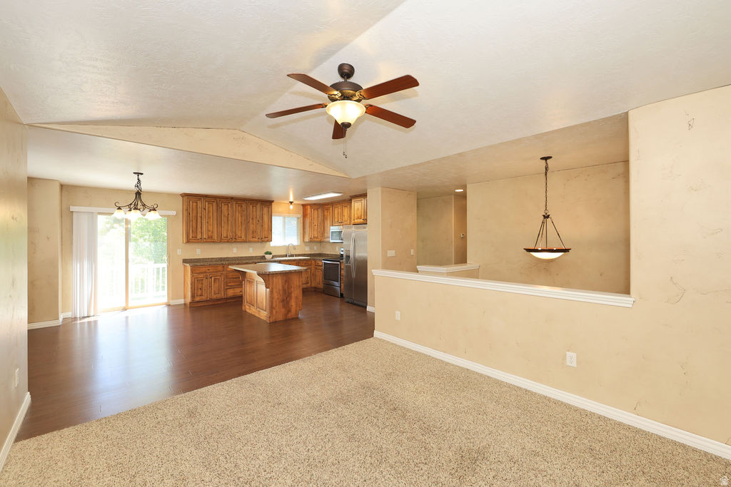 MILLS HEIGHTS - Residential