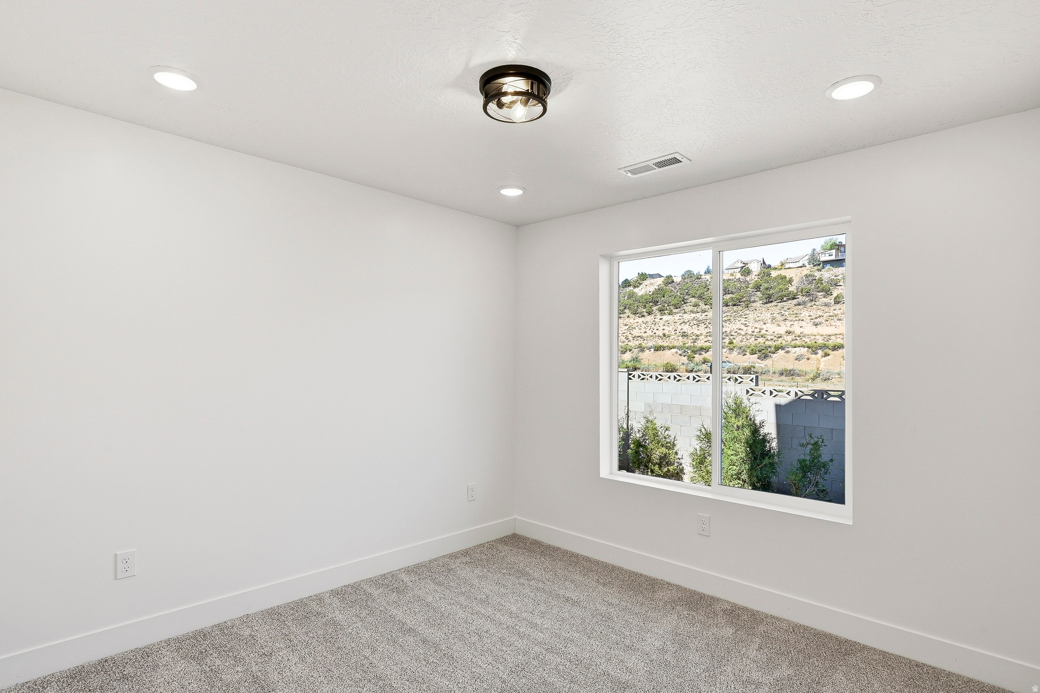 LIBERTY COVE - Residential