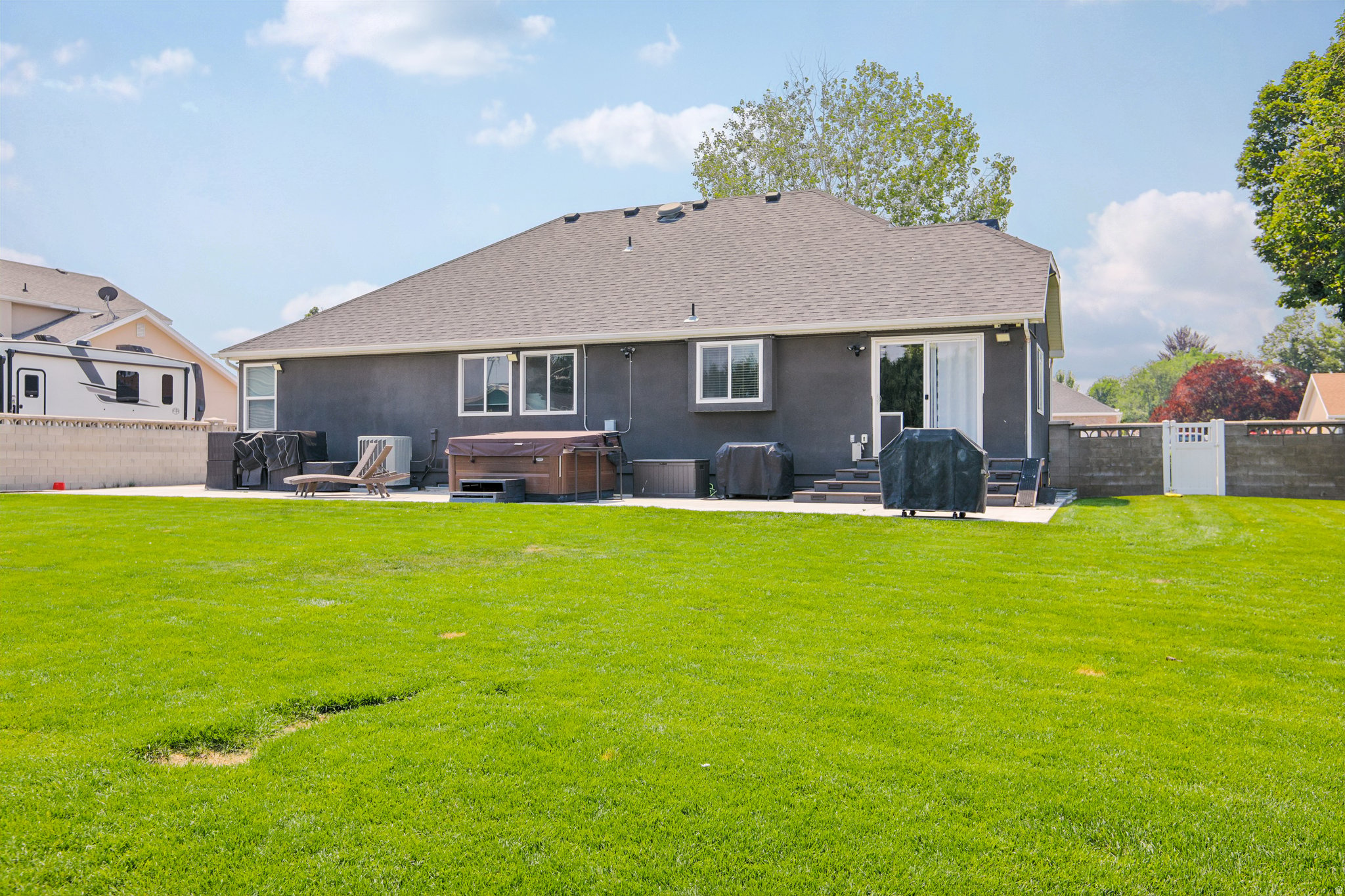 SUMMER MEADOW ESTATES #1 - Residential