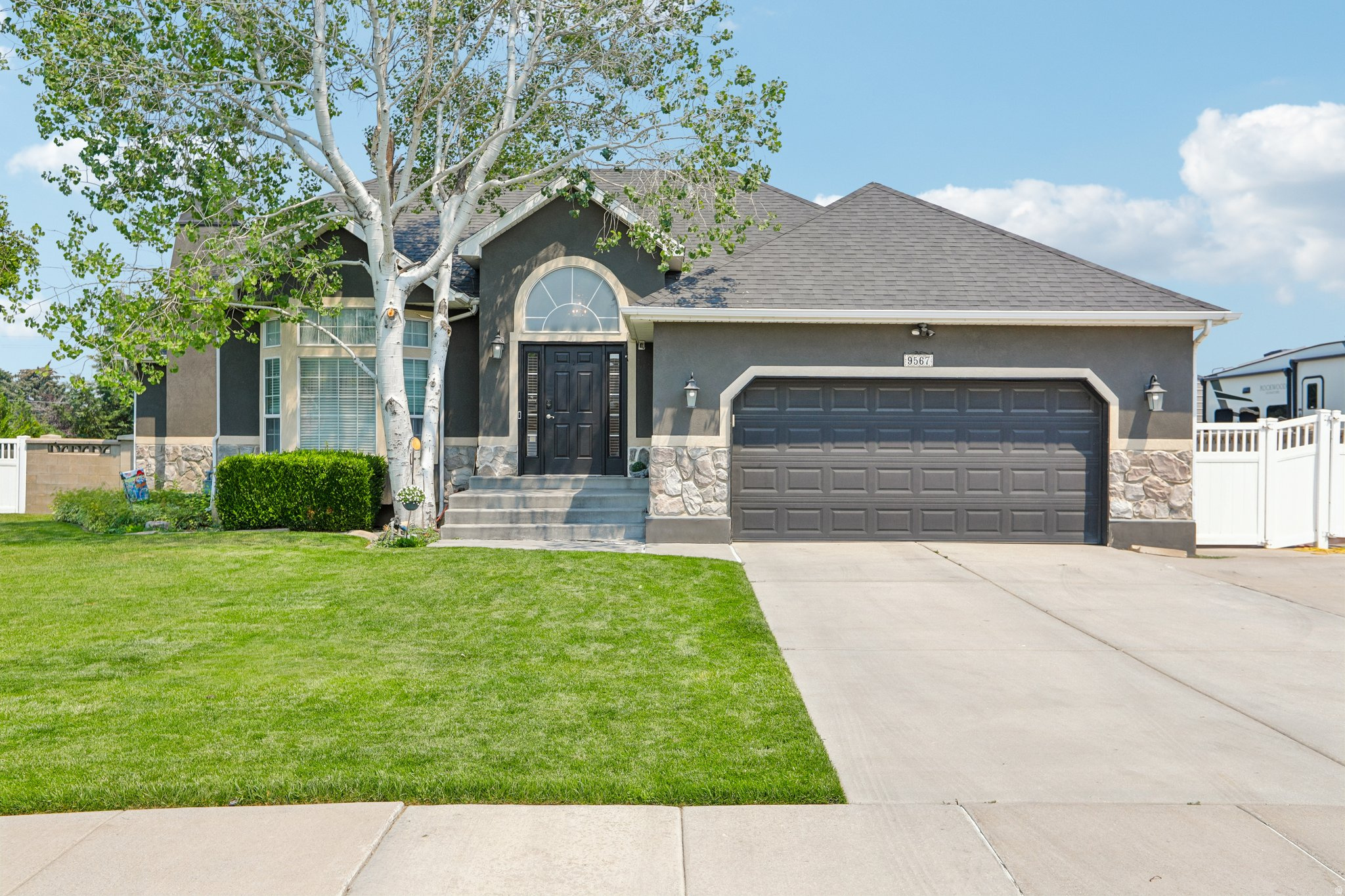 SUMMER MEADOW ESTATES #1 - Residential