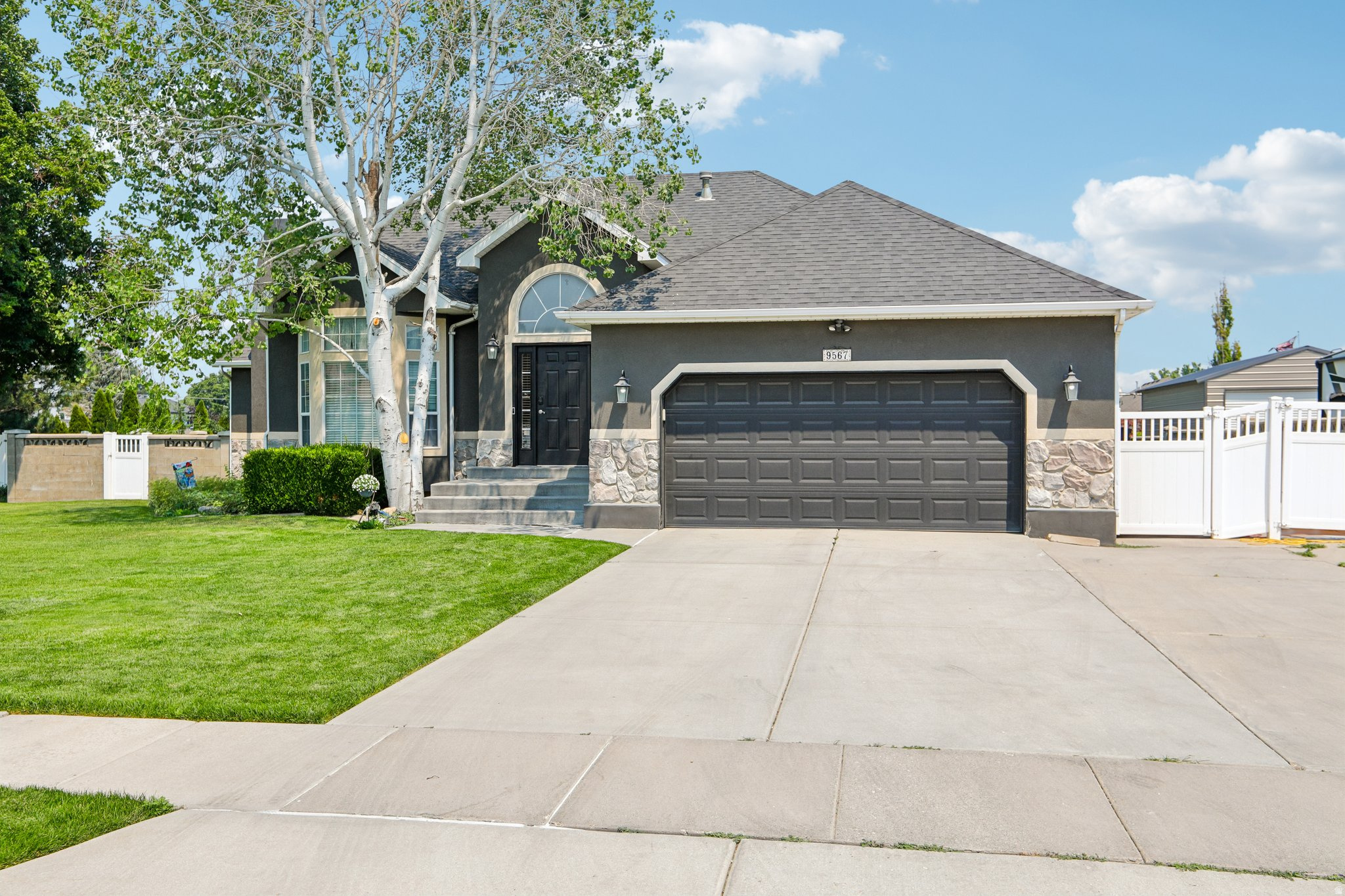SUMMER MEADOW ESTATES #1 - Residential